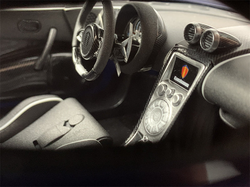 Frontiart 1:18 Koenigsegg Agera RS Carbon Blue Tinted F052-152