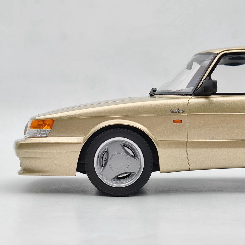 DNA Collectibles 1/18 Saab 900 Turbo T16 Airflow Gold DNA000111 Resin Model Car Toys Gift