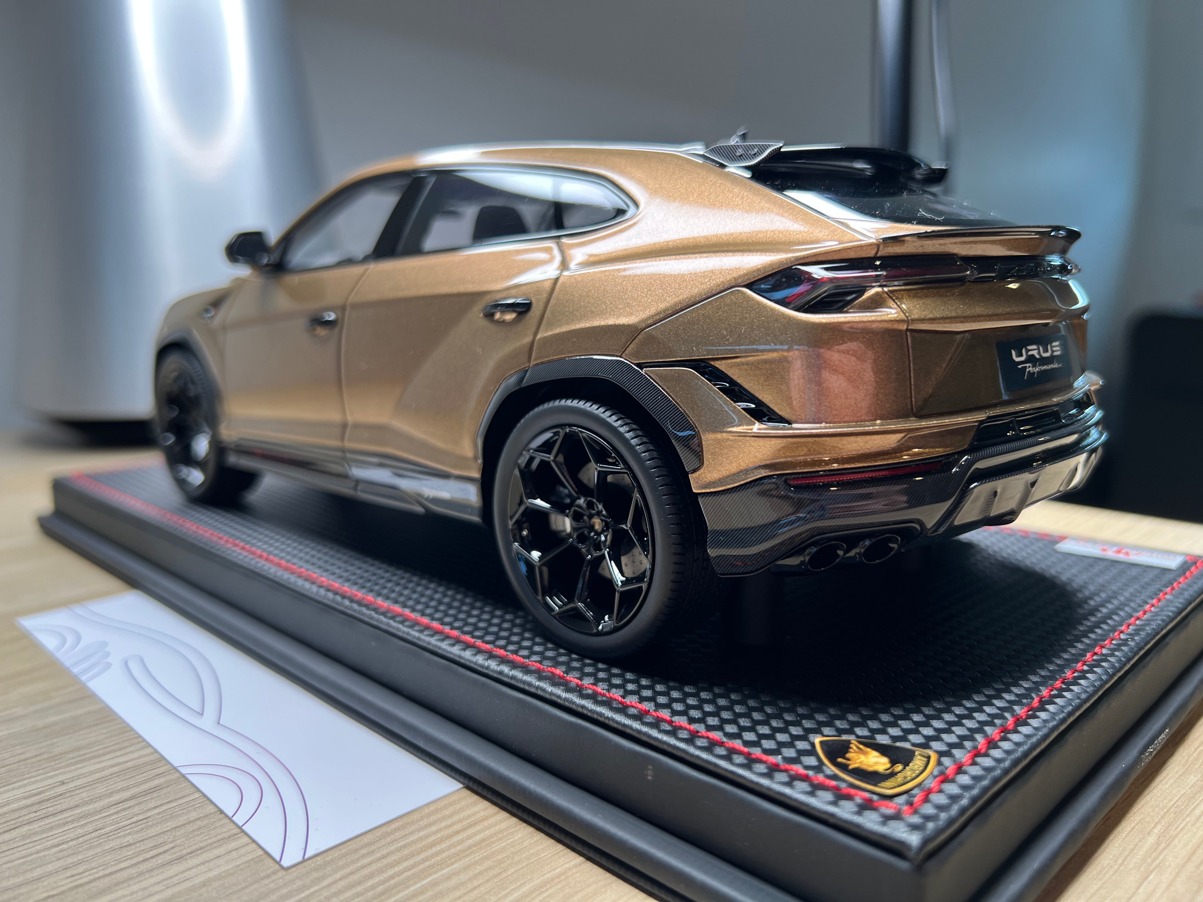 Lamborghini Urus Performante - Bronzo Hypnos LE49 - 1:18