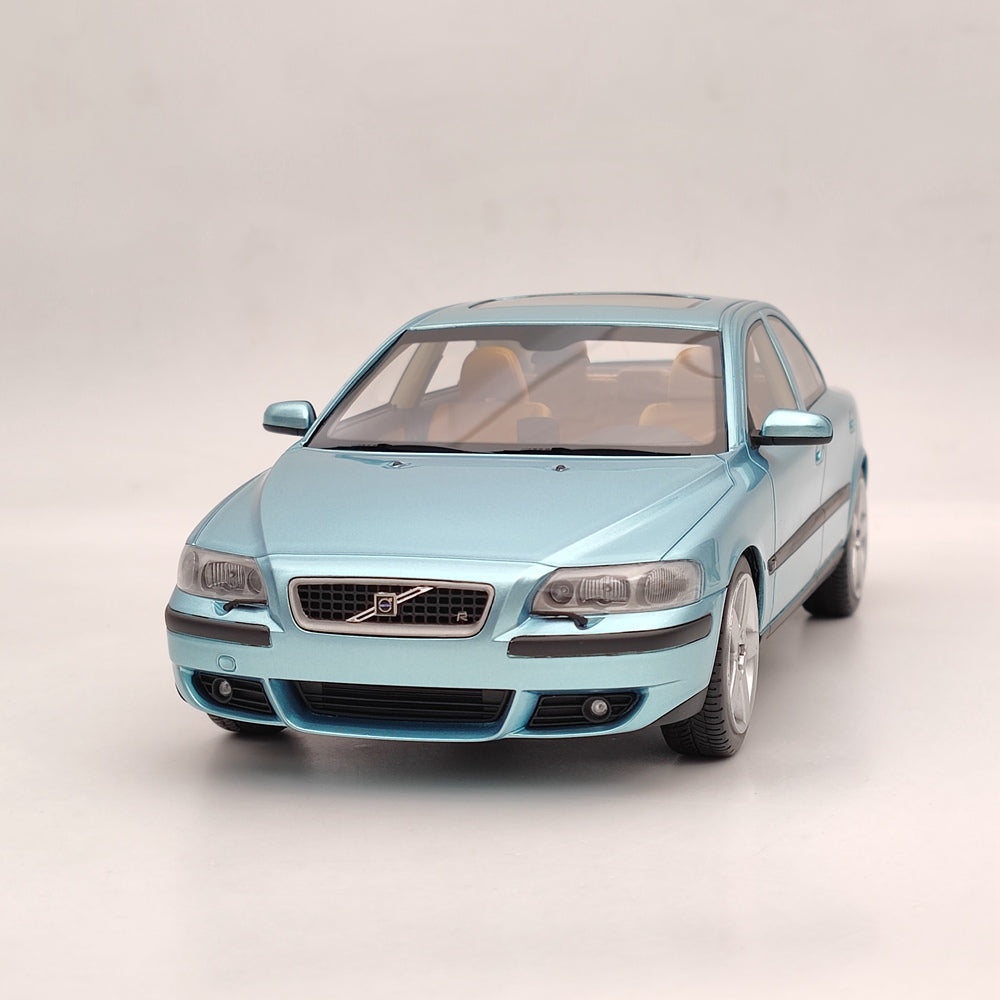 DNA Collectibles 1/18 Volvo S60 R 2003 DNA000104 Resin Model Car Limited Green Toy Gift