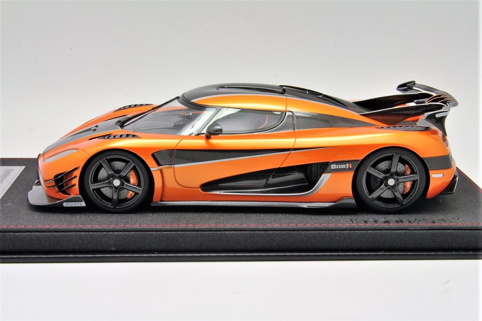 Frontiart 1:18 Koenigsegg Agera RS One of 1 Orange Carbon F055-18