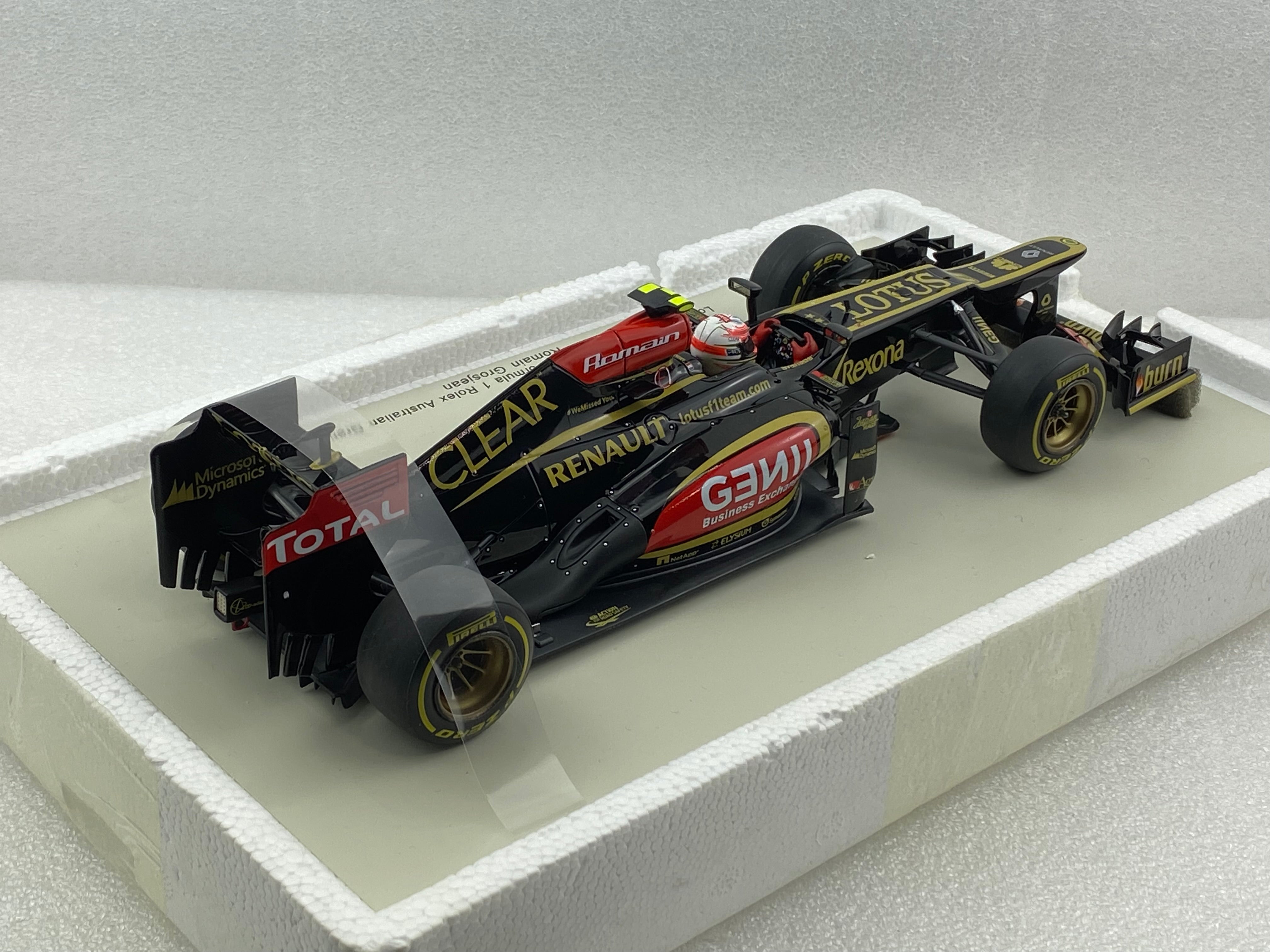 Spark 1:18 Lotus F1 E21 #8 GP Australian 2013 Romain Grosjean 18S099 (Clearance Final Sale)