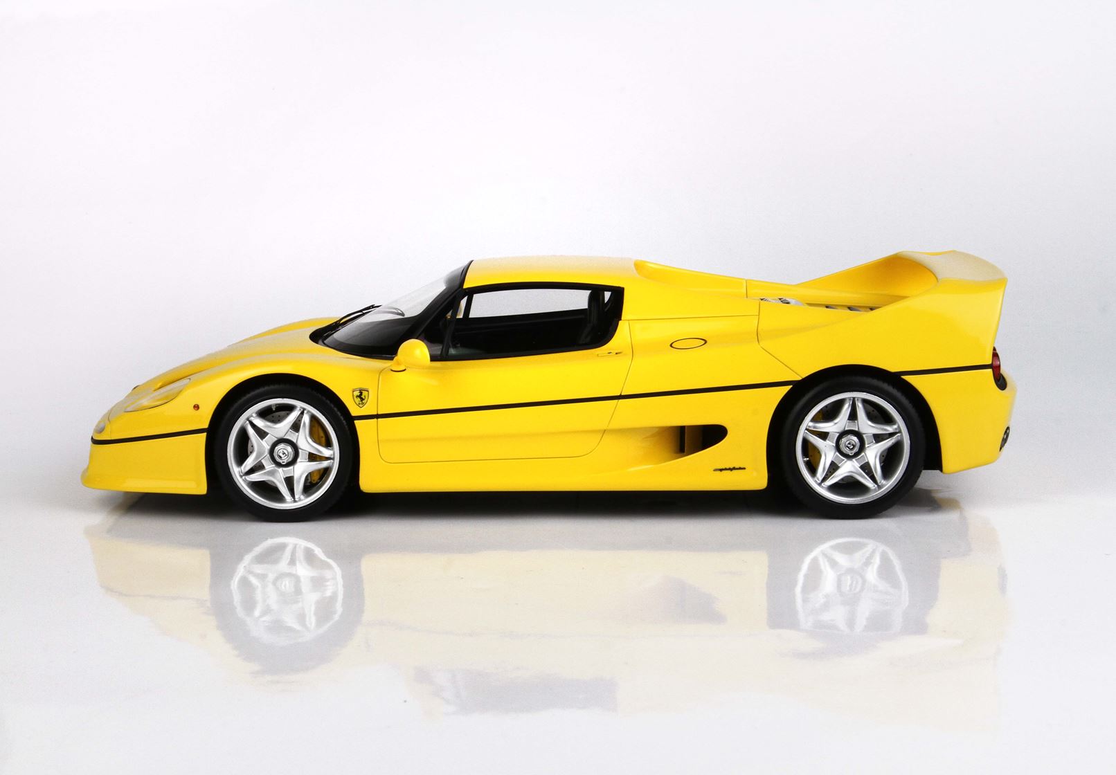 Ferrari F50 - yellow - 1:18