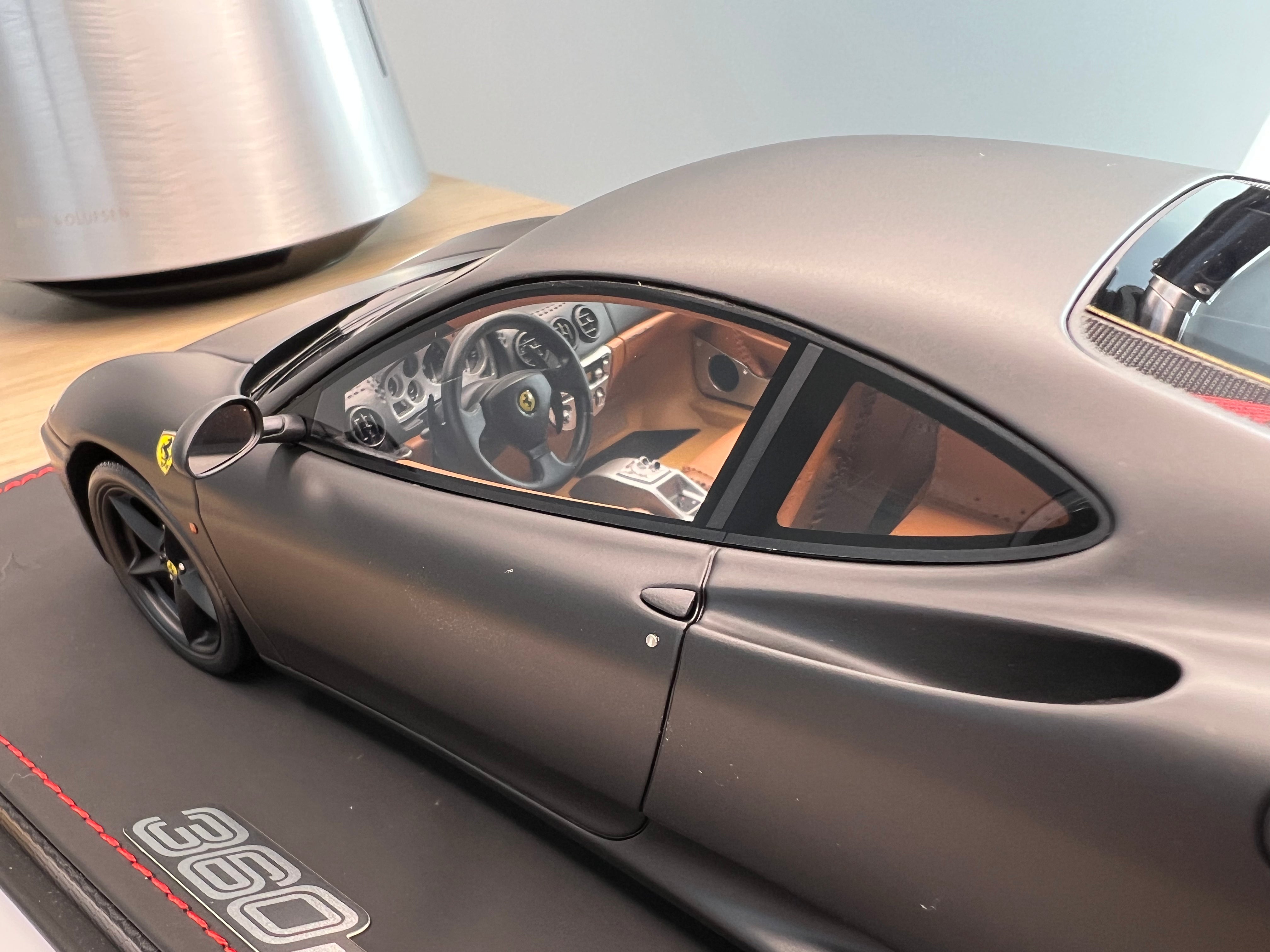 Ferrari 360 Modena - matte black edition - 1:18