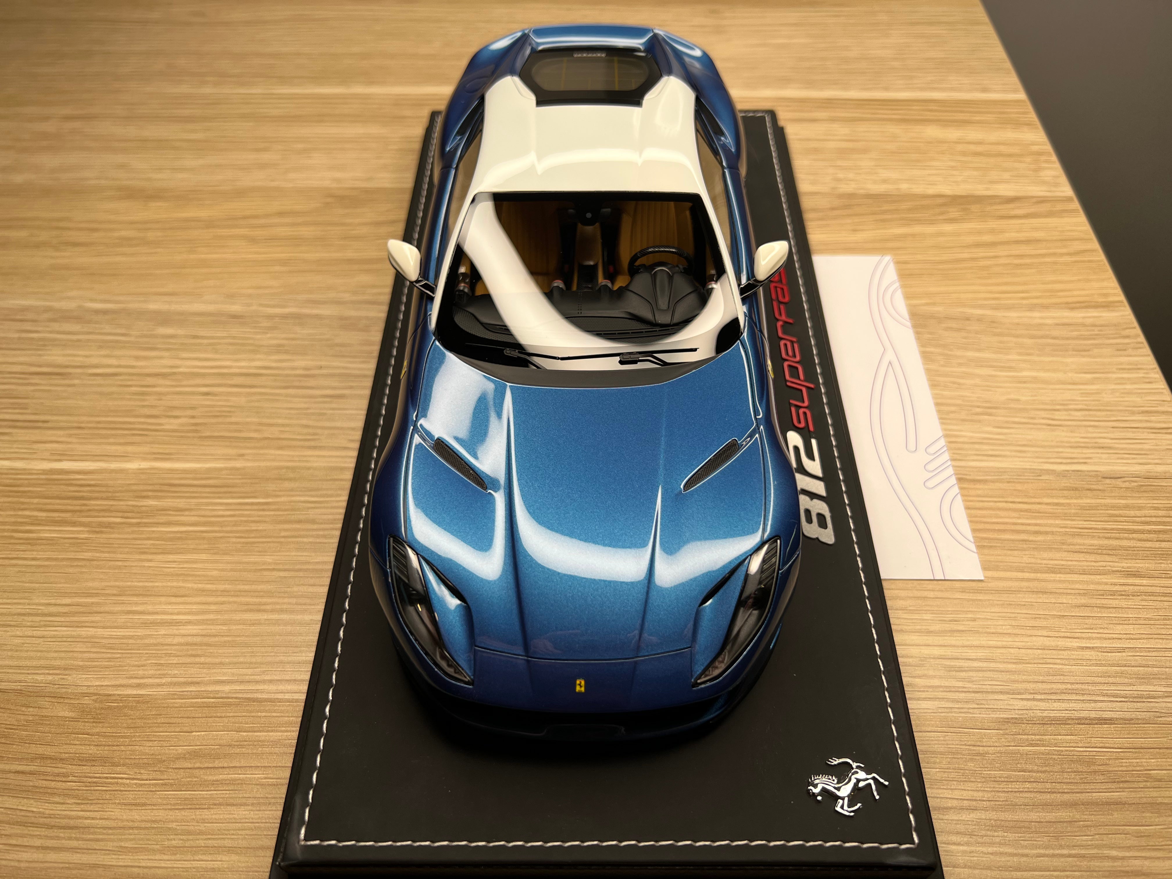 Ferrari 812 Superfast - Tailor Made - 1:18