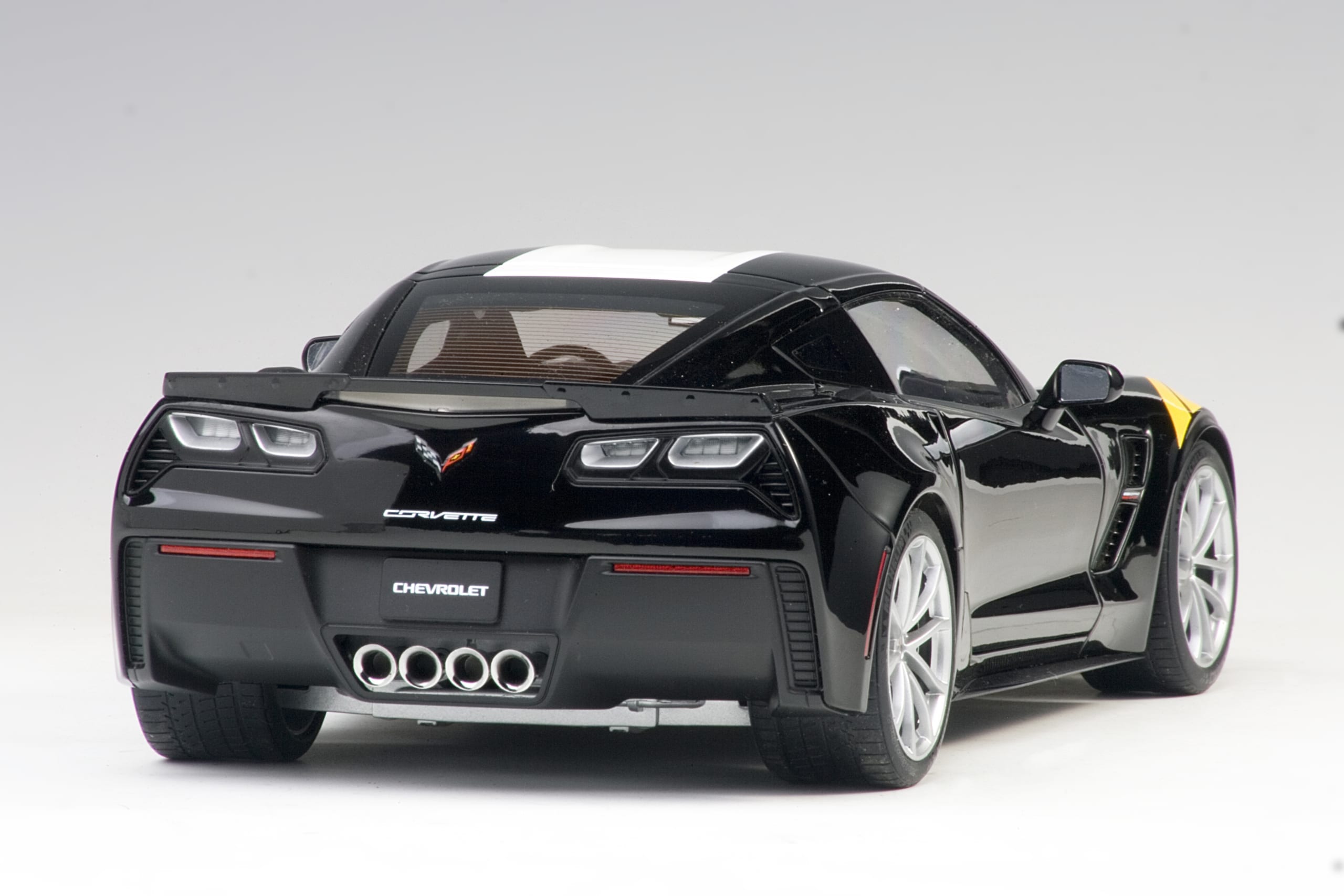 AUTOart 1:18 Chevrolet Corvette C7 Grand Sport (Black) 71273