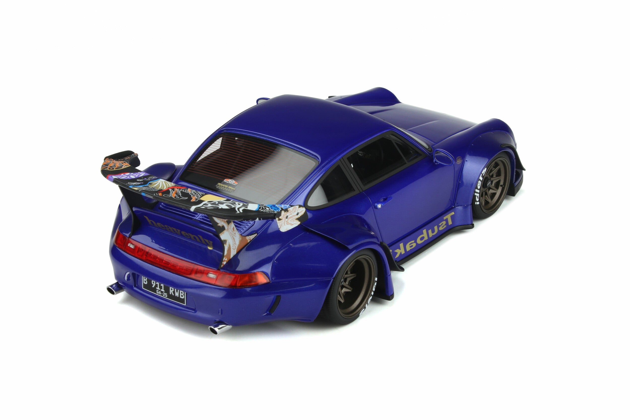 GT Spirit 1:18 Porsche 911 (993) RWB Tsubaki Edition