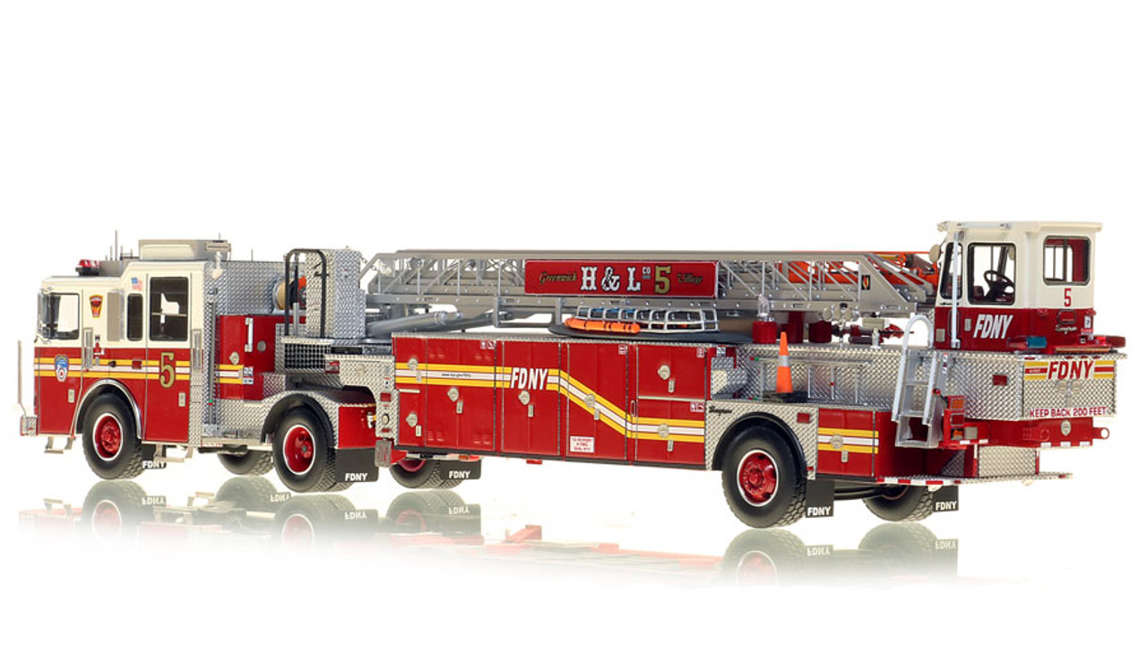 FIRE DEPARTMENT OF NEW YORK LADDER 5 - MANHATTAN