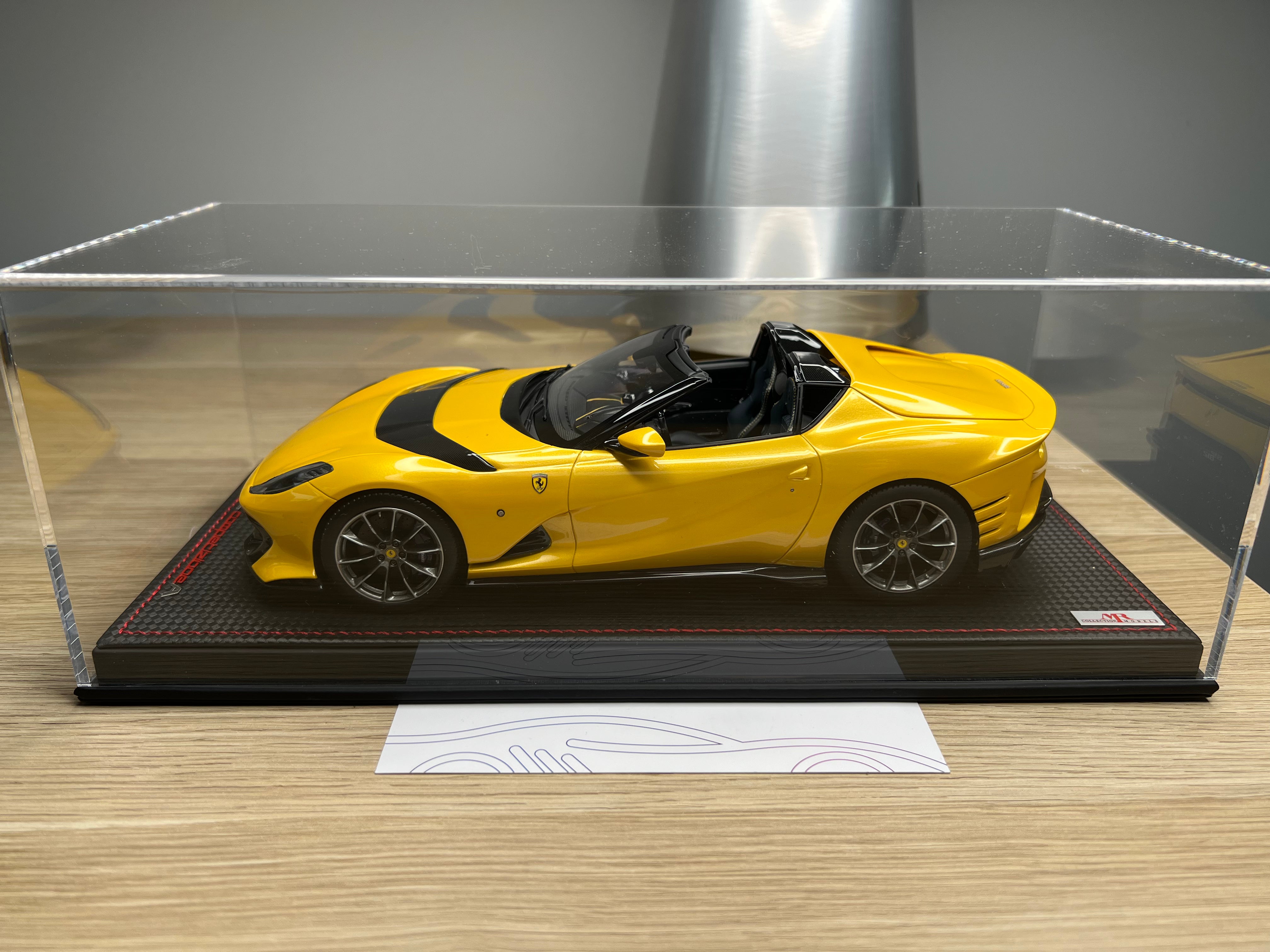 Ferrari 812 Competizione A - Giallo Tristrato - 1:18