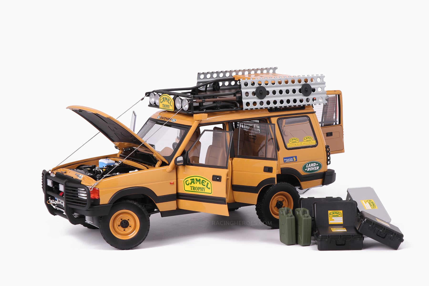 Land Rover Discovery Series I “Camel Trophy” Kalimantan 1996 1:18 by Almost Real
