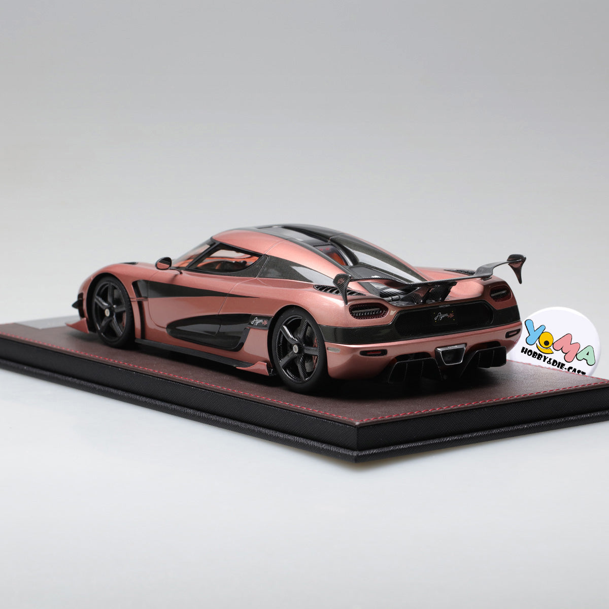 Frontiart 1:18 Koenigsegg Agera S Gold/carbon F050-111