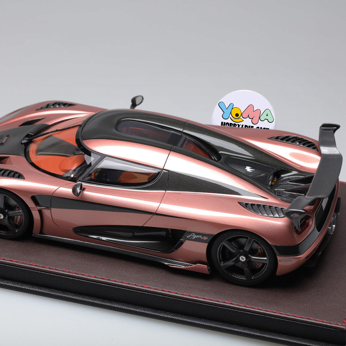 Frontiart 1:18 Koenigsegg Agera S Gold/carbon F050-111