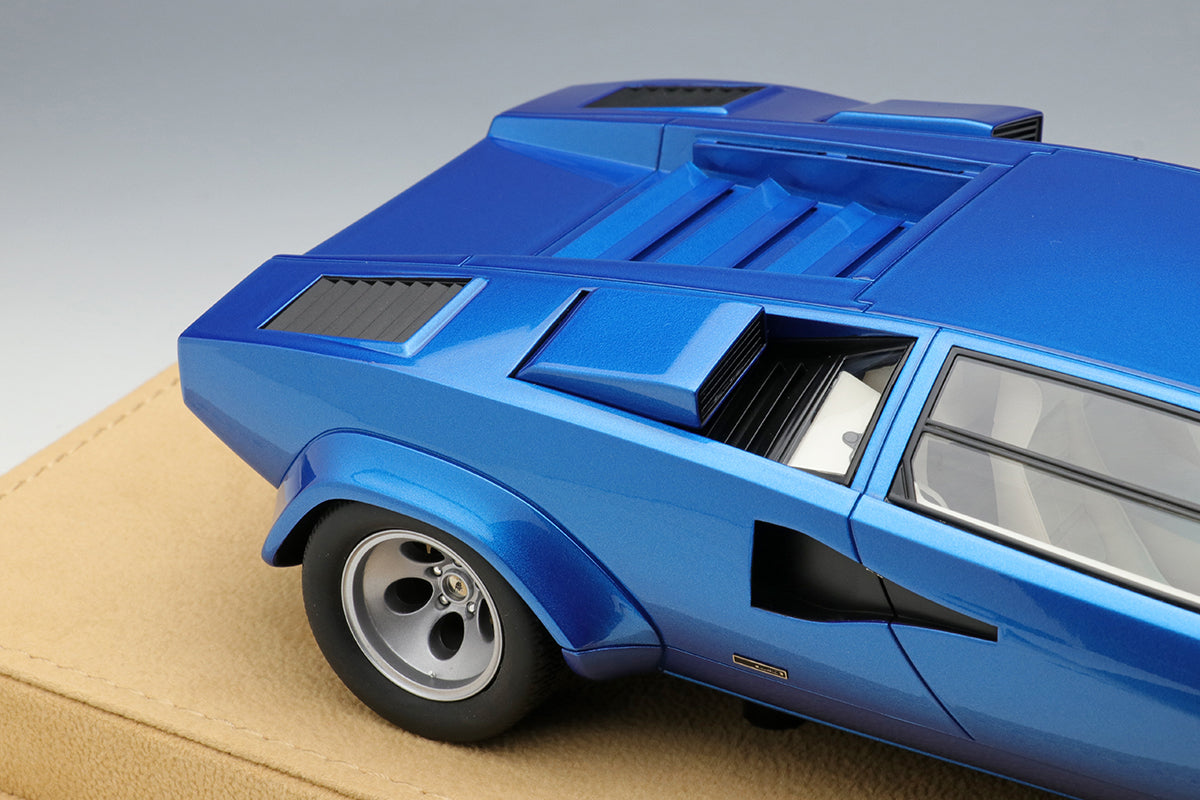 Lamborghini Countach LP5000S 1982 - metallic blue - 1:18