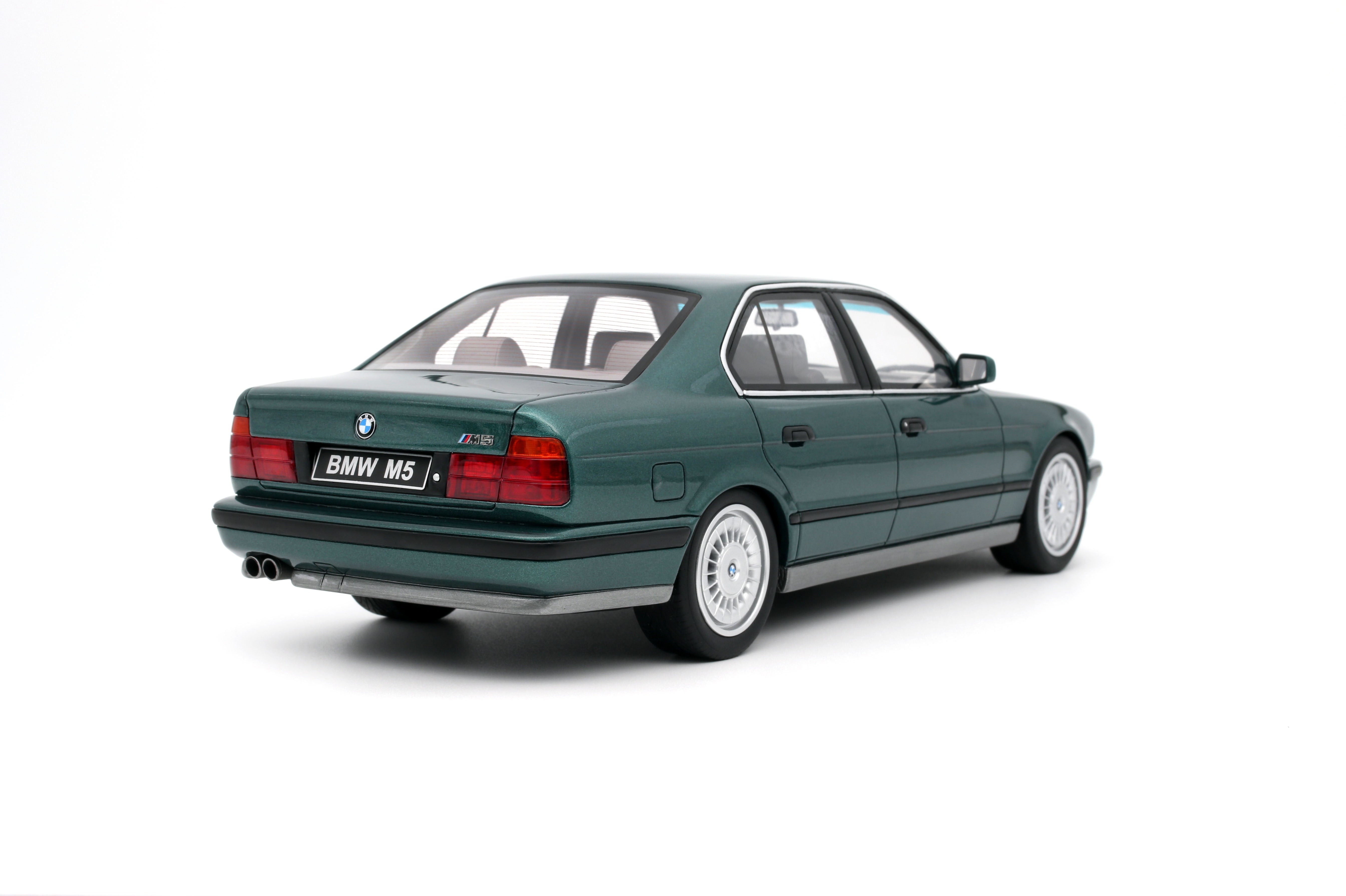 OTTO 1:18 BMW M5 E34 Cecotto 1991 Green OT968