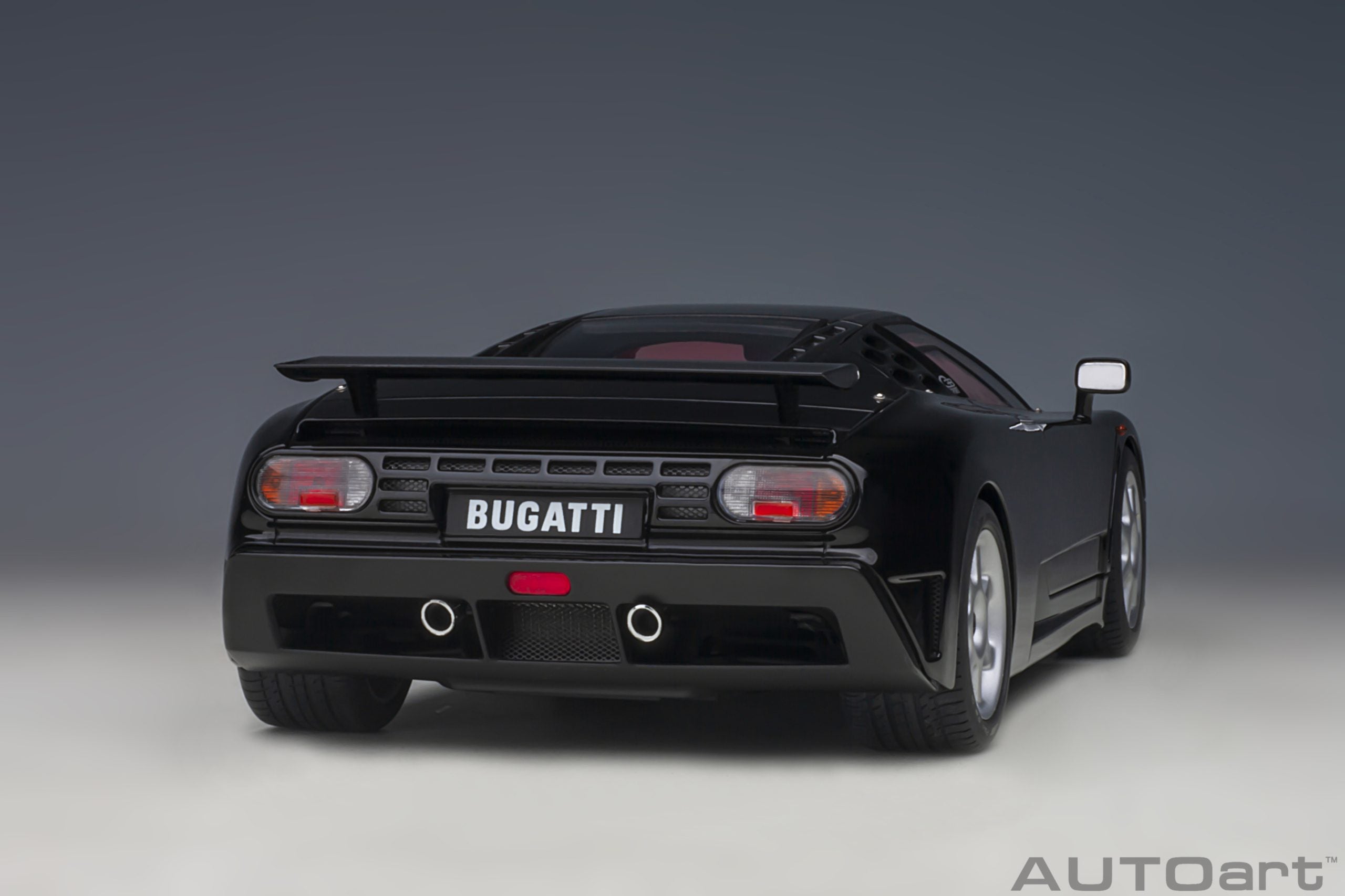 AUTOart 1:18 Bugatti EB110 SS Black 70919