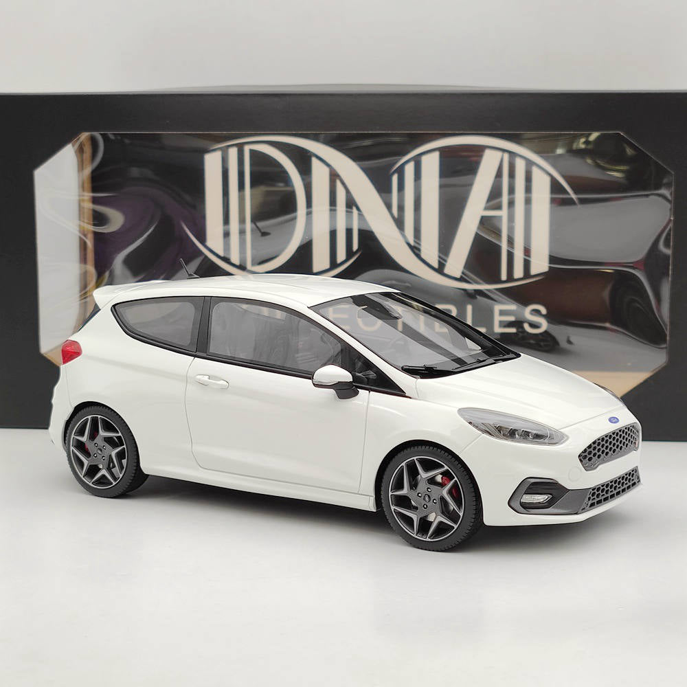DNA Collectibles 1/18 Ford Fiesta ST 2020 DNA000142 Resin Model Limited White Toy Car