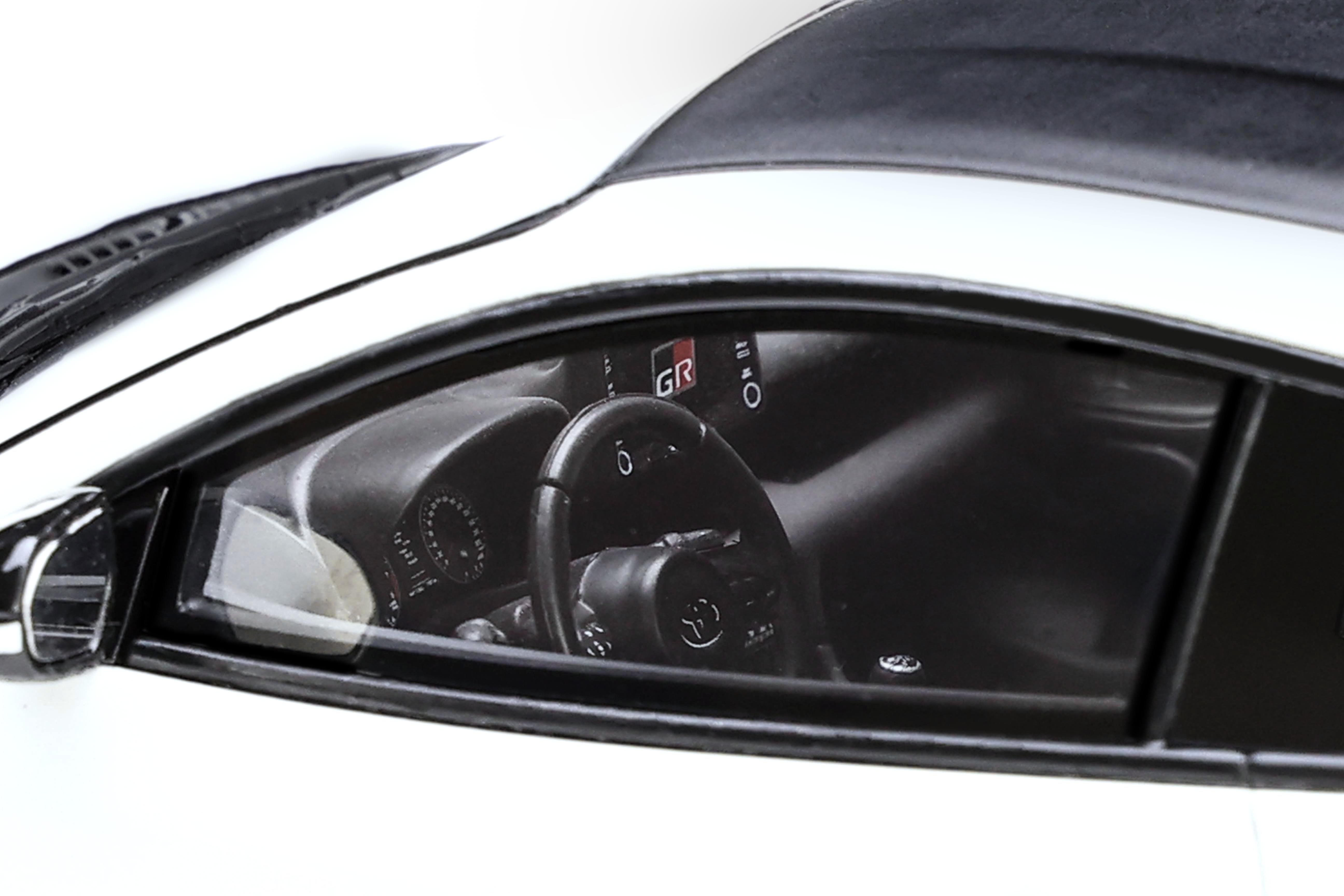 OTTO 1:18 Toyota Yaris GR 2021 White OT424