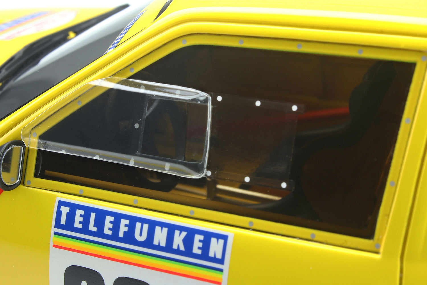 OTTO 1:18 1987 Peugeot 205 Grand Raid Dakar #205 Vatanen OT354