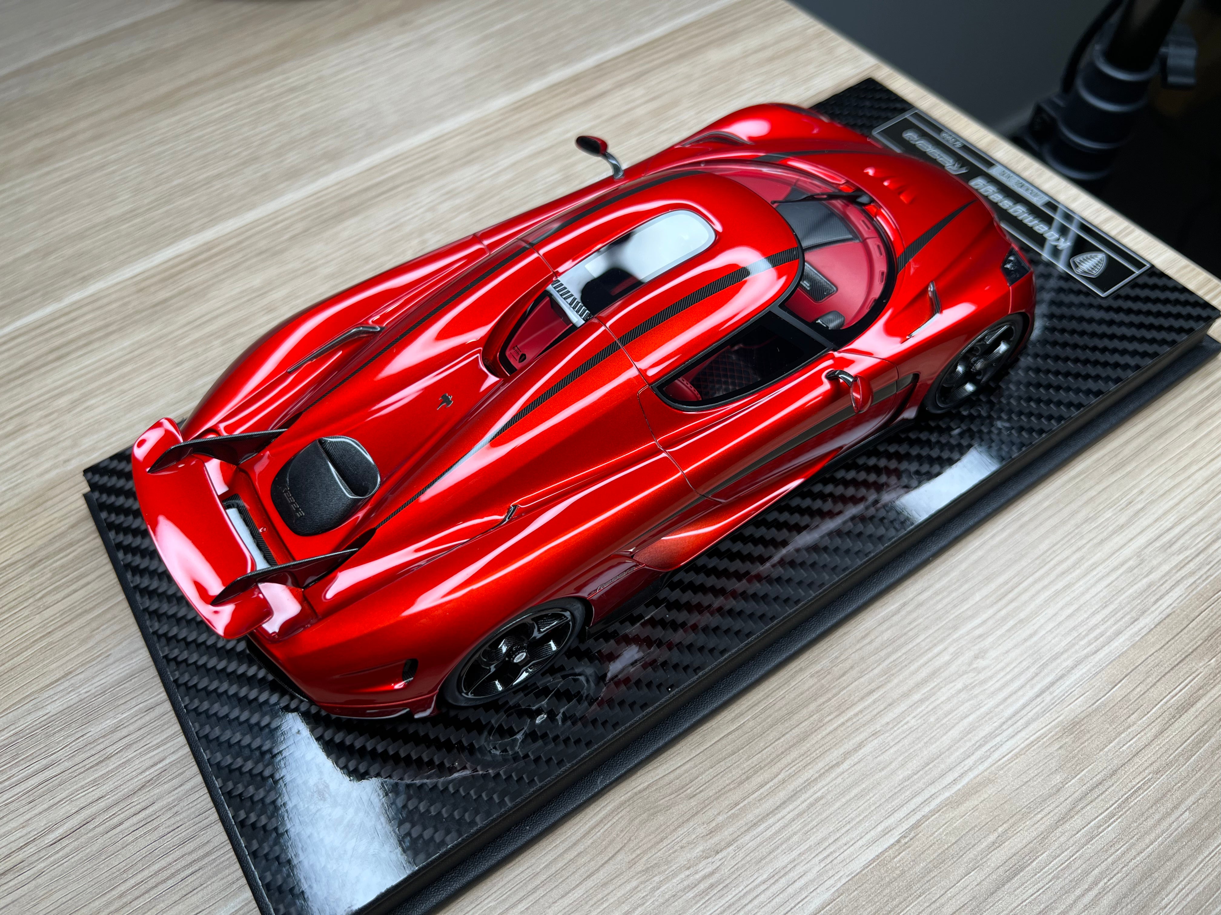 Koenigsegg Regera 7155 - 1:18