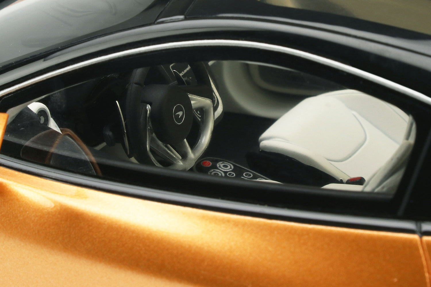 GT Spirit 1:18 2019 McLaren GT Burnished Copper GT299
