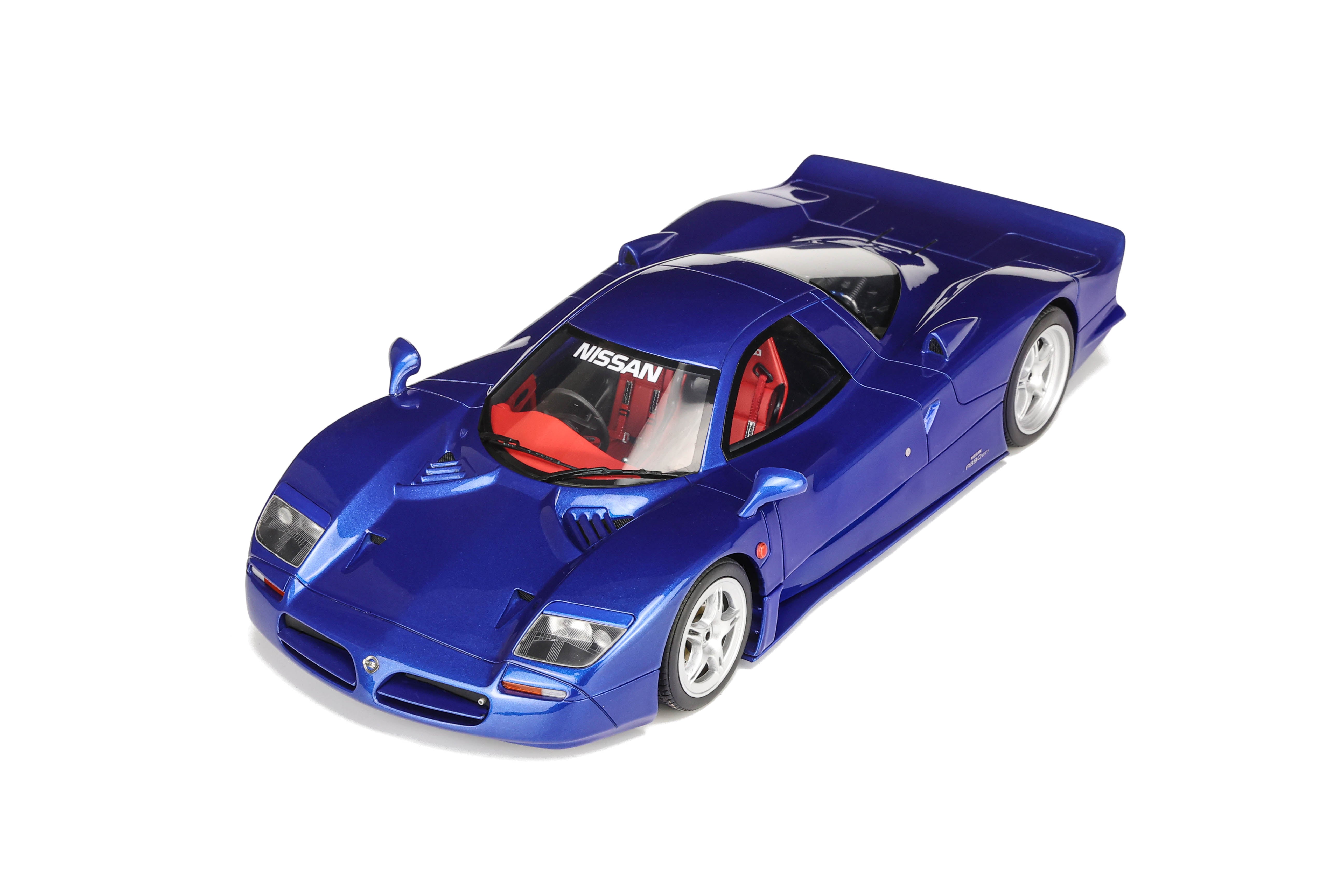 GT Spirit 1:18 Nissan R390 GT1 Road Car 1997 Blue GT403
