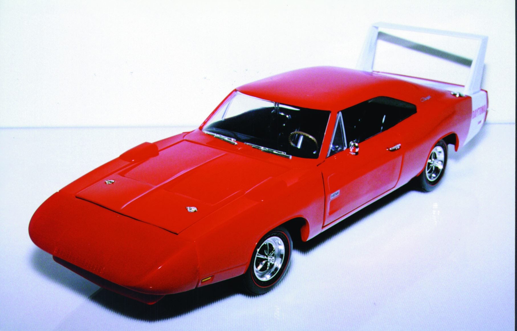 1:18 Ertl Dodge Charger '69 Daytona 426 Hemi
