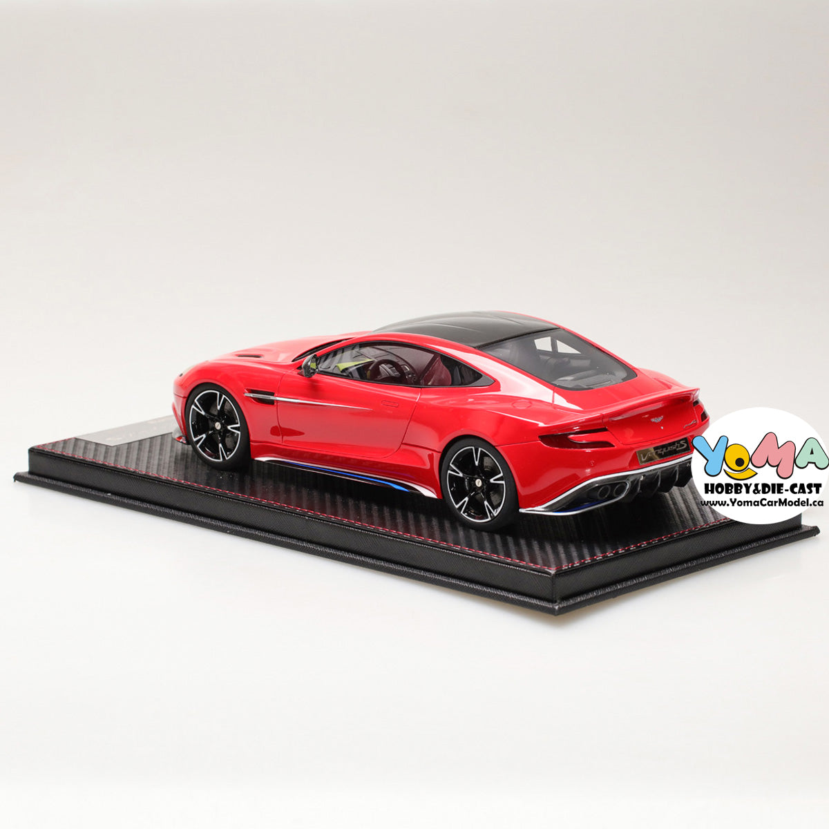 Frontiart AvanStyle 1:18 Aston Martin Vanquish S Red AS018-06