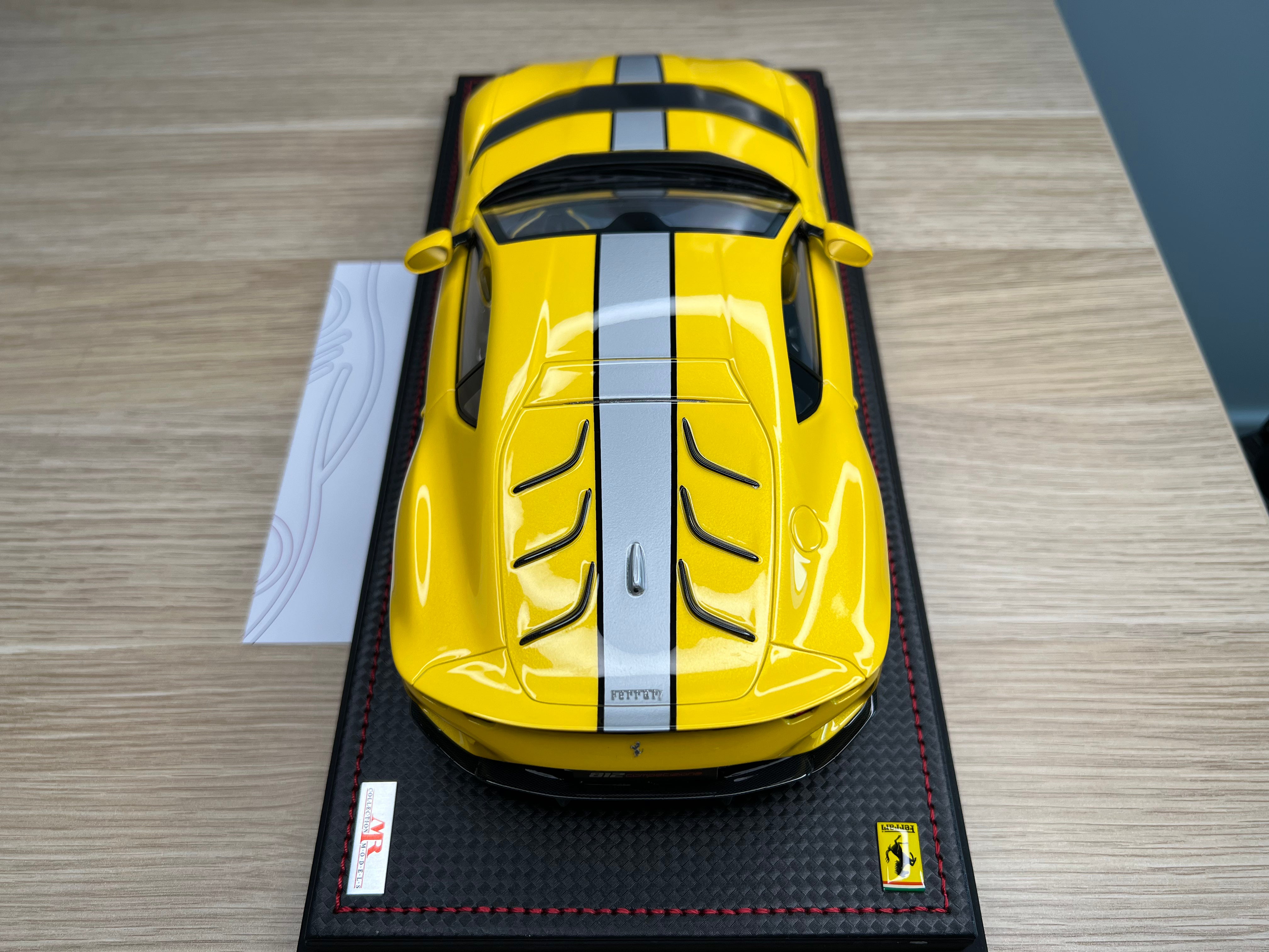 Ferrari 812 Competizione - Giallo Tristrato - 1:18