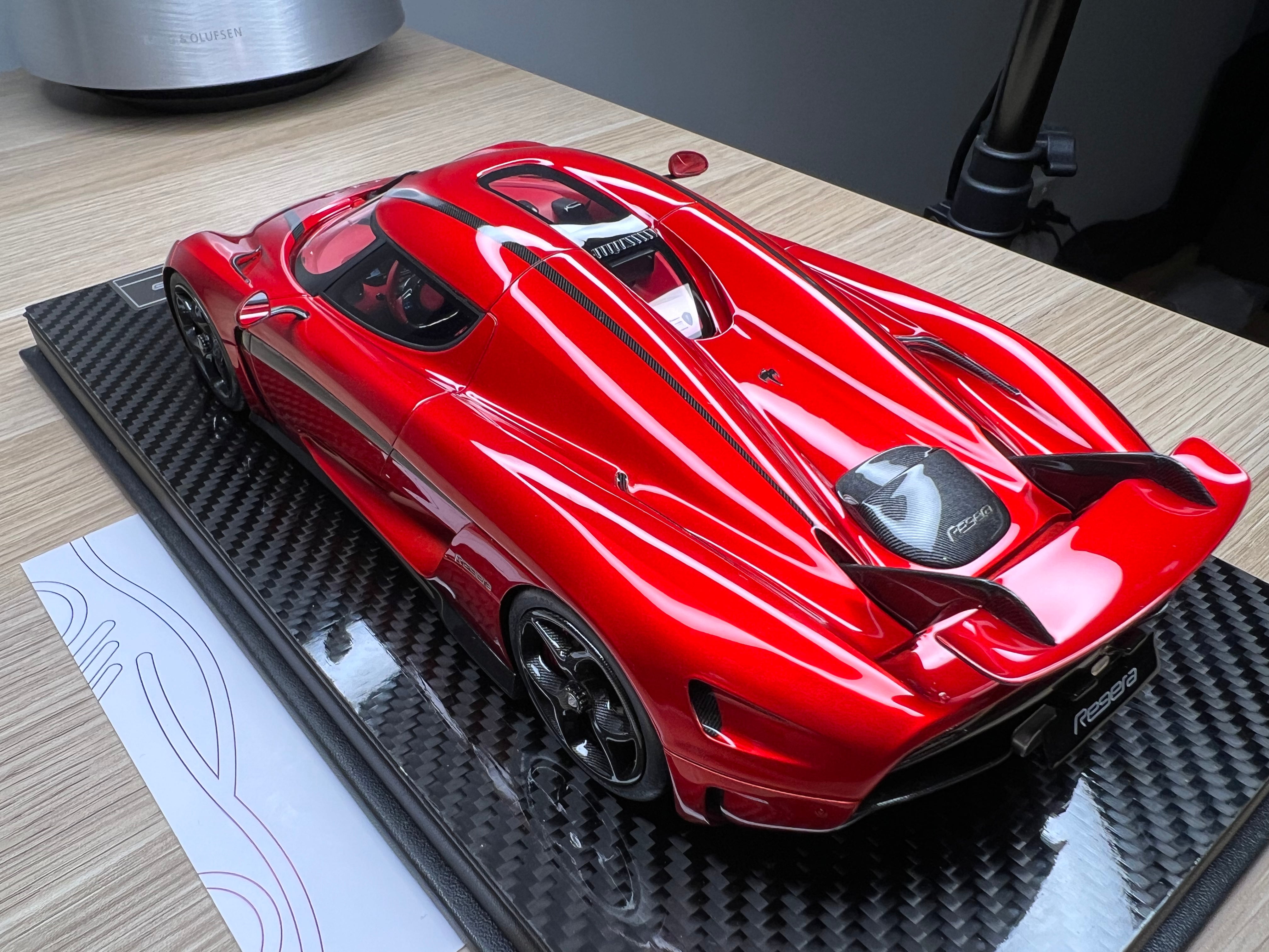 Koenigsegg Regera 7155 - 1:18