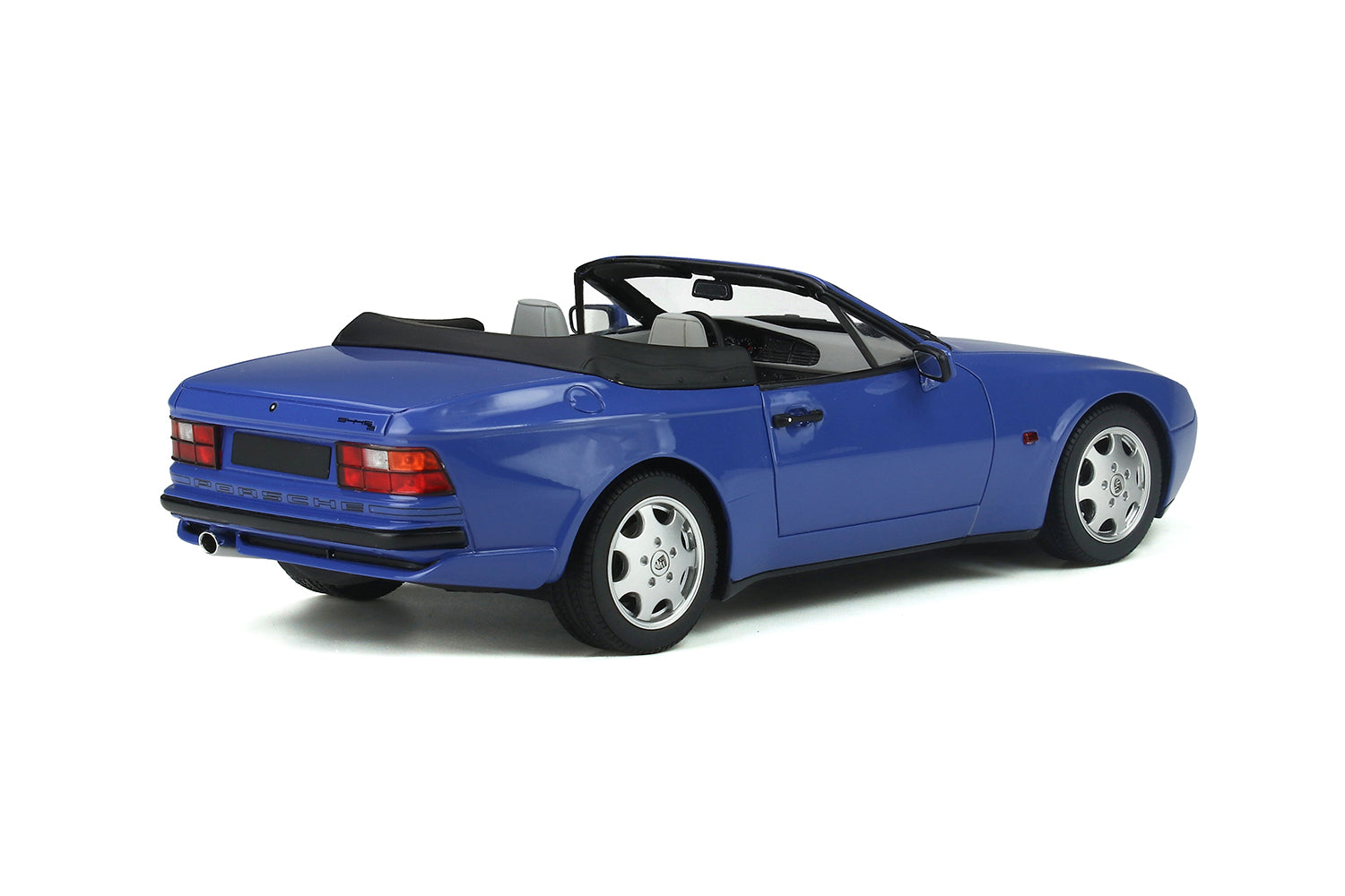GT Spirit 1:18 1989 Porsche 944 Turbo S2 Maritime blue GT804