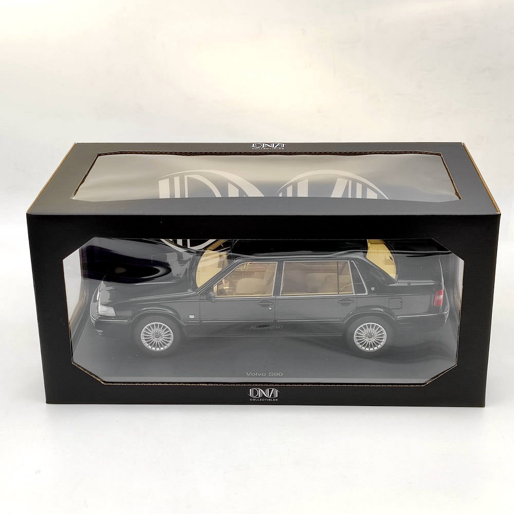 DNA Collectibles 1/18 Volvo S90 Royal Level 3 1998 DNA000090 Resin Model Green Toy Car Gift