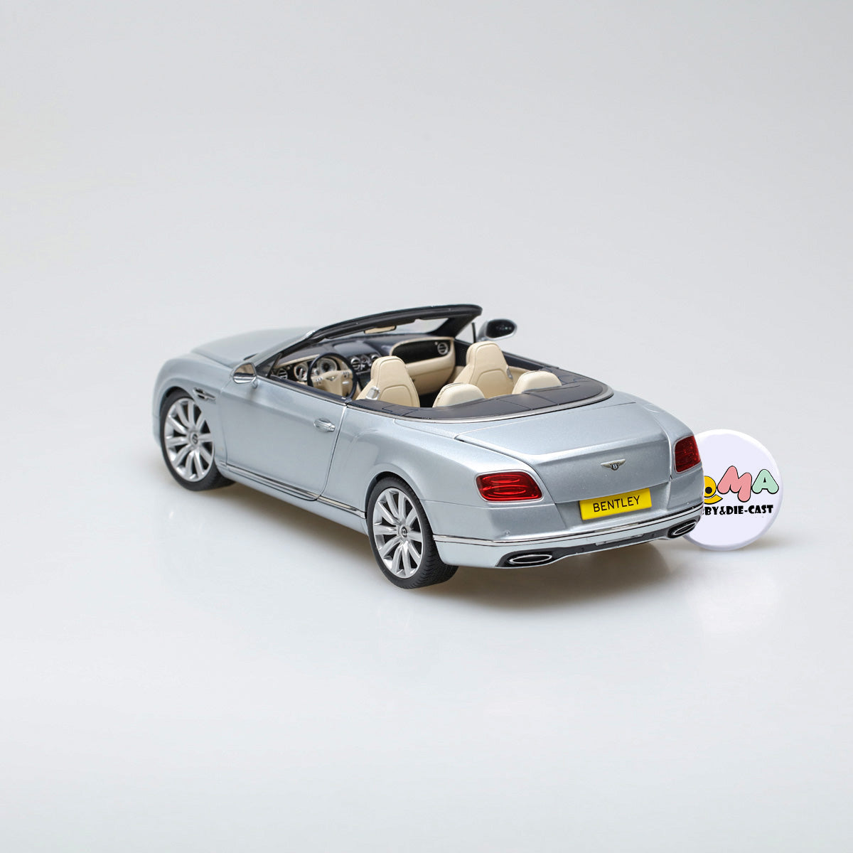 Paragon 1:18 2016 Bentley Continental GT Convertible Silver PA-98231