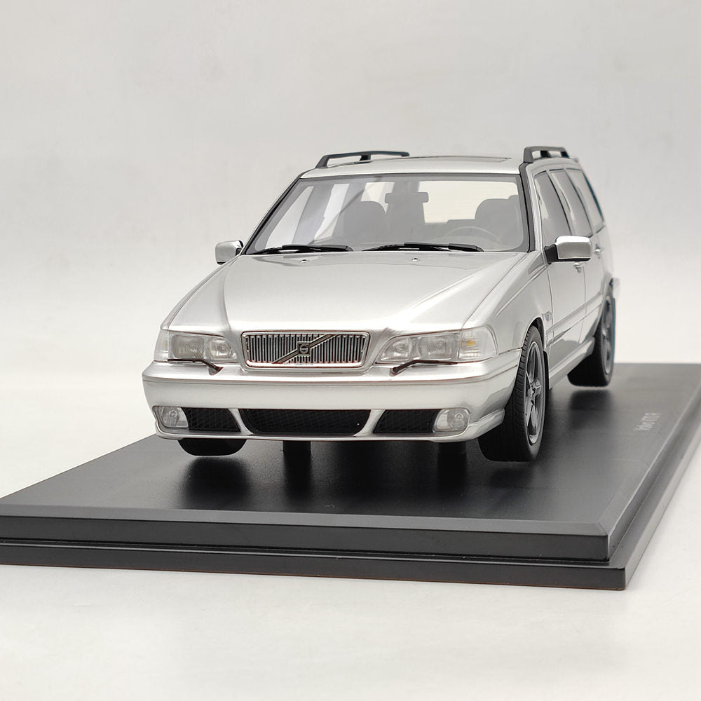 DNA Collectibles 1/18 VOLVO V70 R P80 1998 DNA000155 Model Car Limited Silver Resin Toys Gift