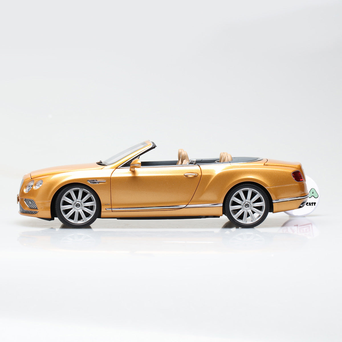 Paragon 1:18 2016 Bentley Continental GT Convertible Gold PA-98232