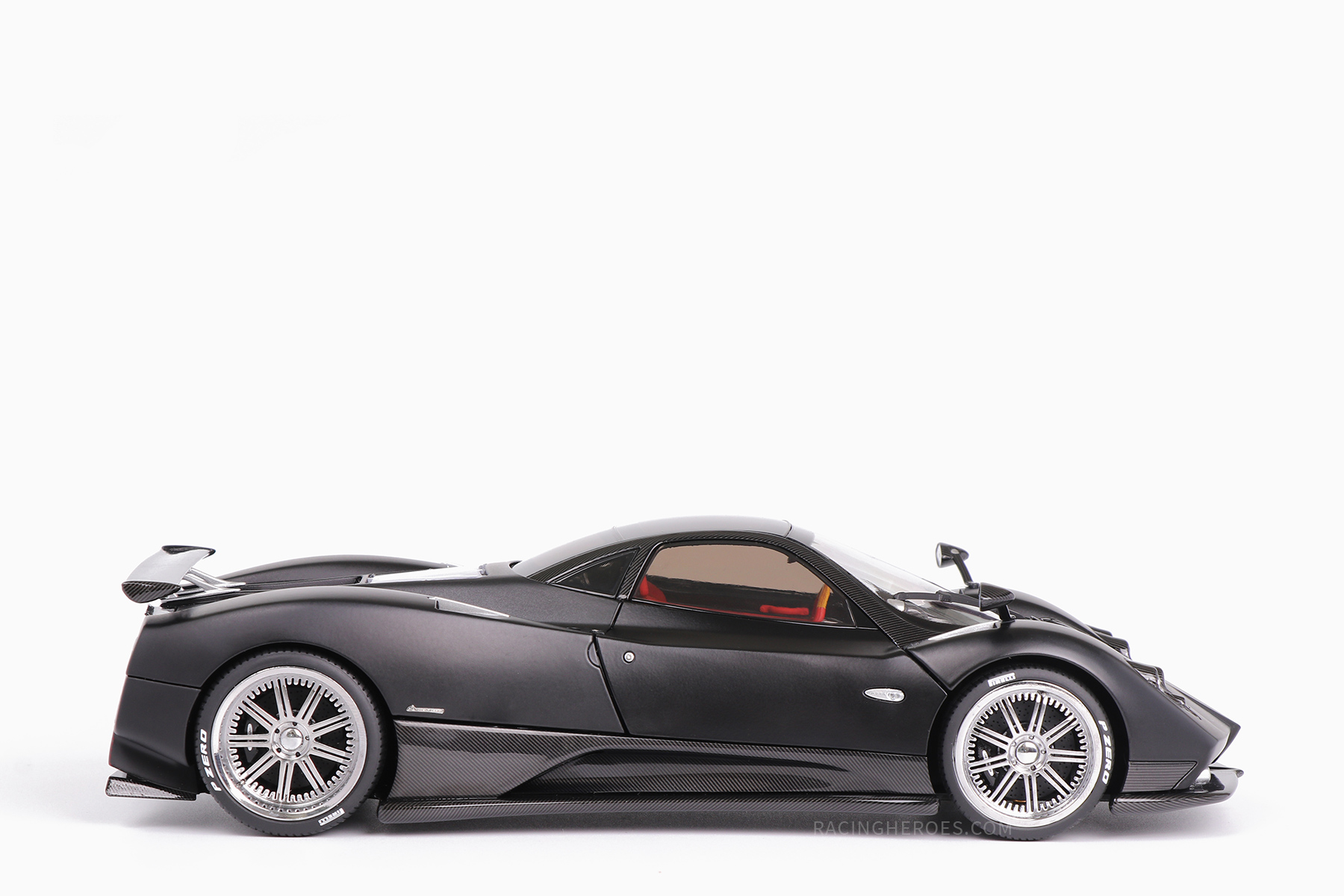 Pagani Zonda F 2005  Matt Black “Limited Edition 500” 1:18 by Almost Real