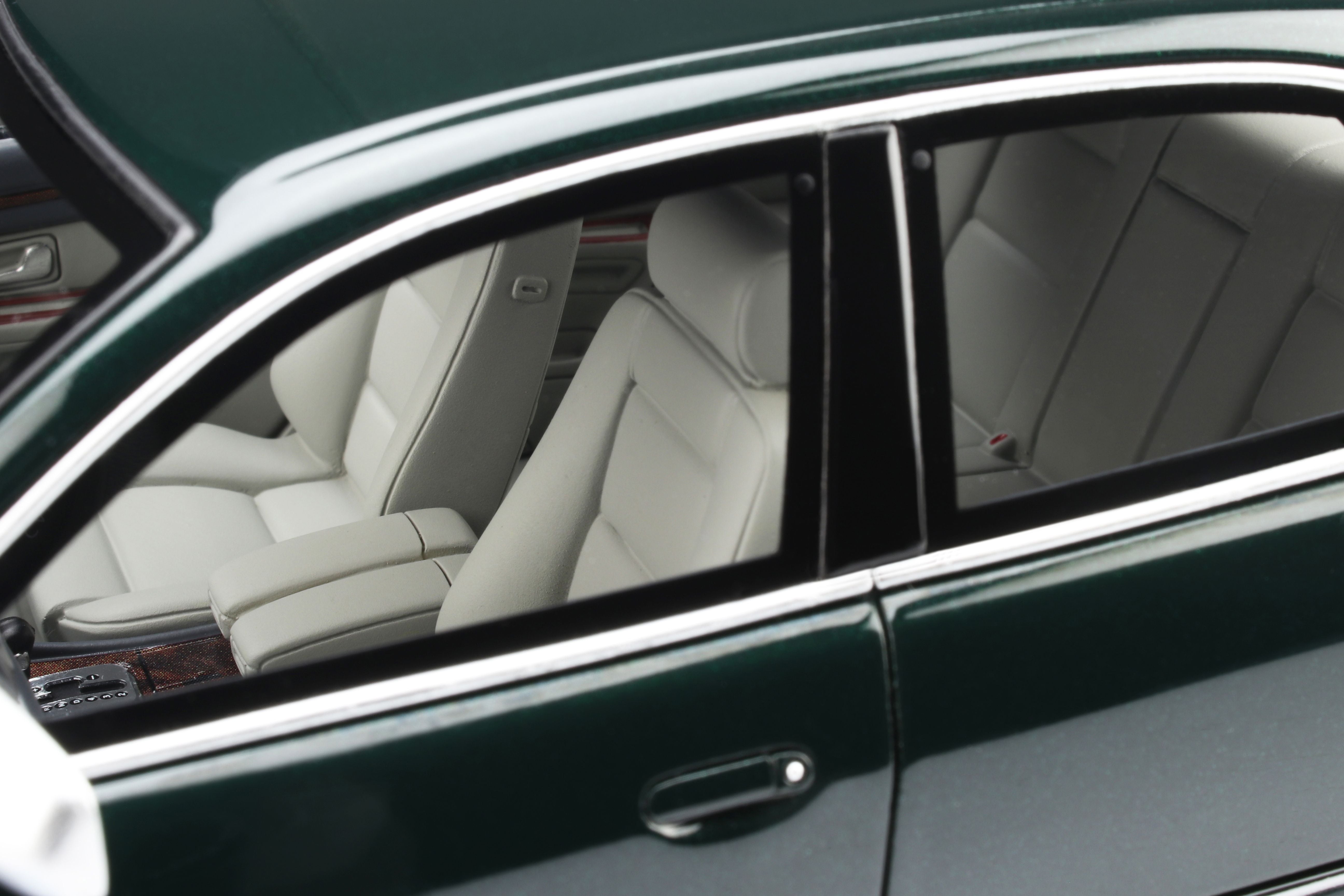 OTTO 1:18 Audi A8 S8 (D2) 4.2 V8 OT916