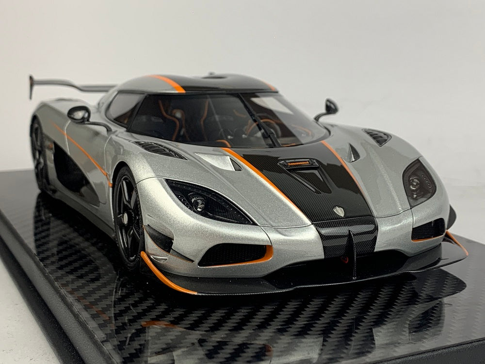 Koenigsegg Agera RS moon silver - 1:18