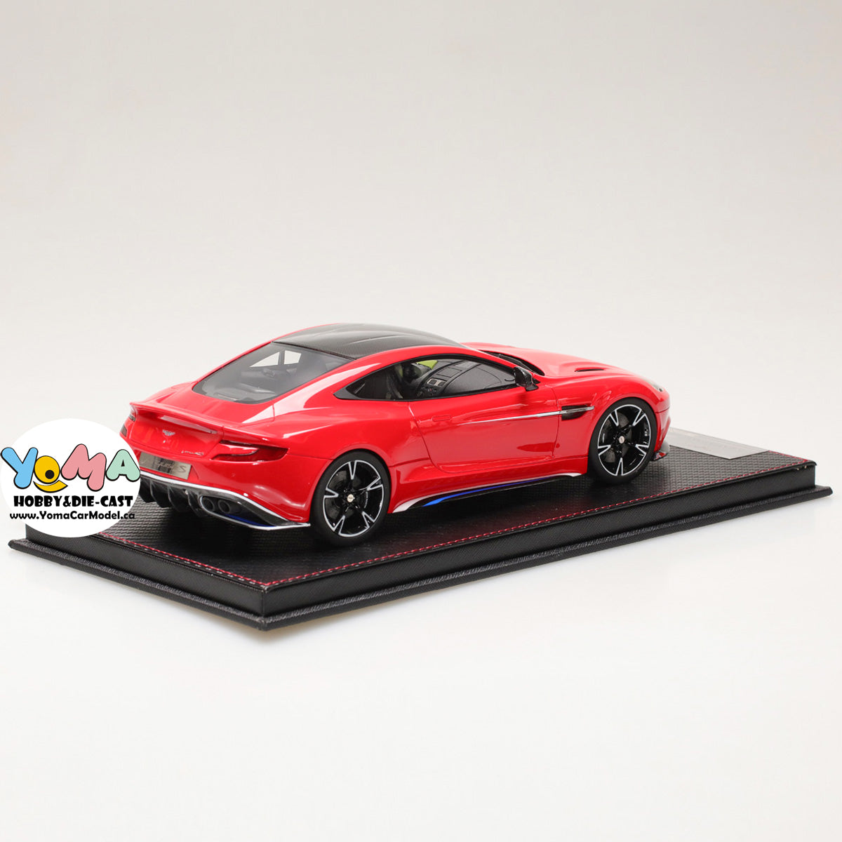 Frontiart AvanStyle 1:18 Aston Martin Vanquish S Red AS018-06