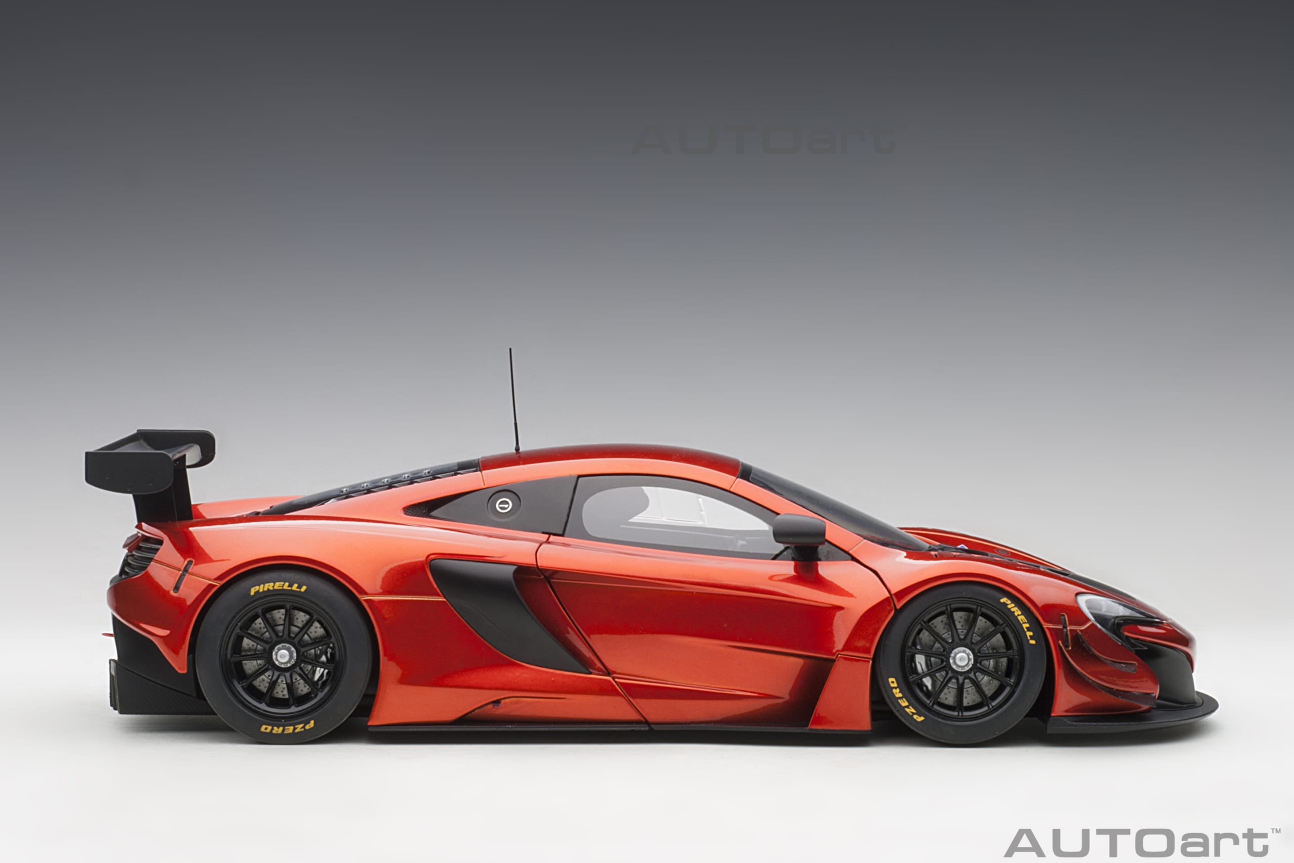 AUTOart 1:18 McLaren 650S GT3 Plain Body Version (Volcano Orange) 81642