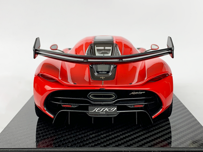 Koenigsegg Jesko - Chile Red - 1:18