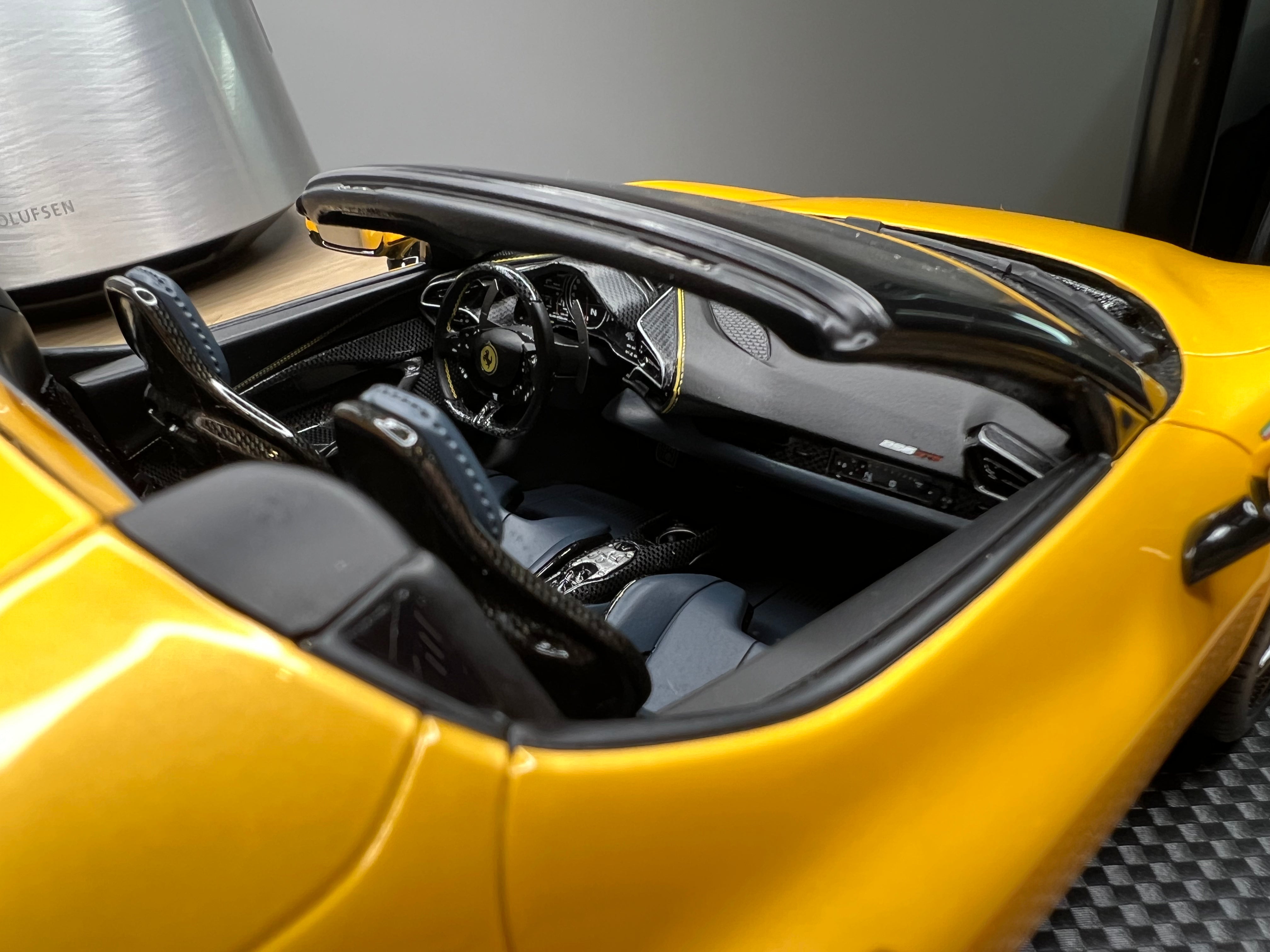 Ferrari 296 GTS - Giallo Tristrato LE25 - 1:18