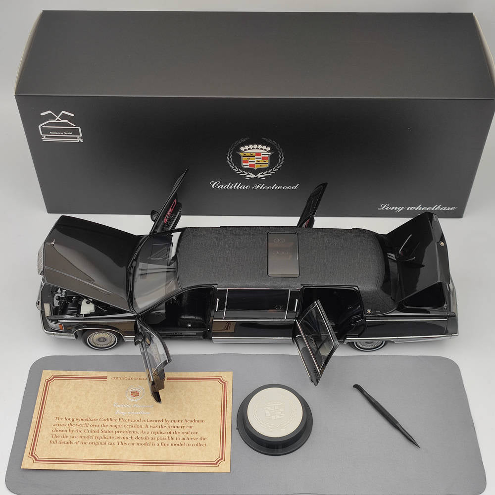 GM 1:18 Cadillac Fleetwood Long Wheelbase Diecast Model Car Collection Toys Gift