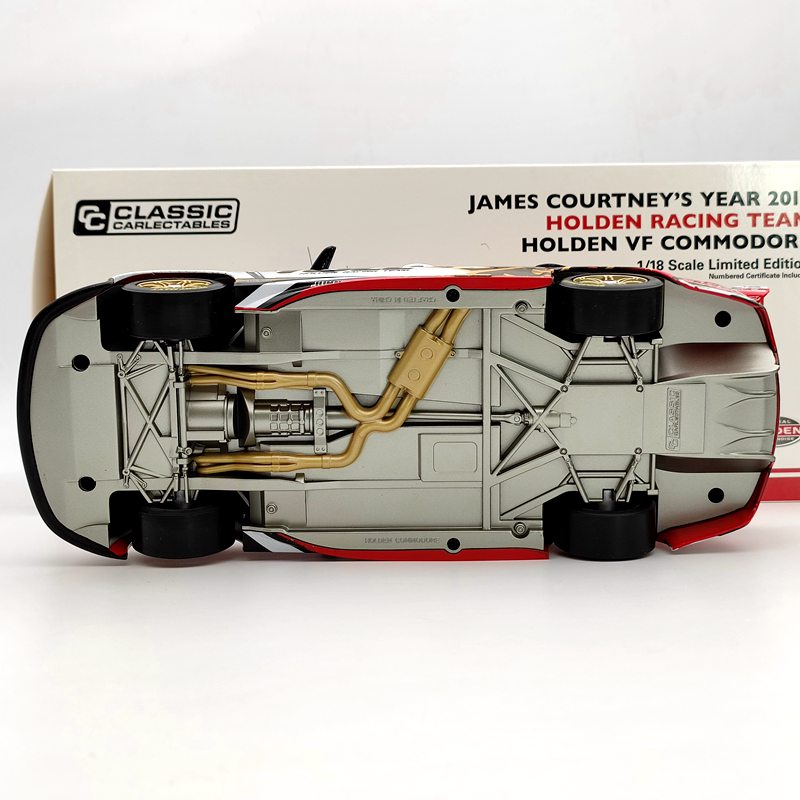 Classic 1/18 James Courtney's 2013 Toll  Holden VF Commodore #22 NO.18535 Diecast Models Car Limited Collection Toys Gift