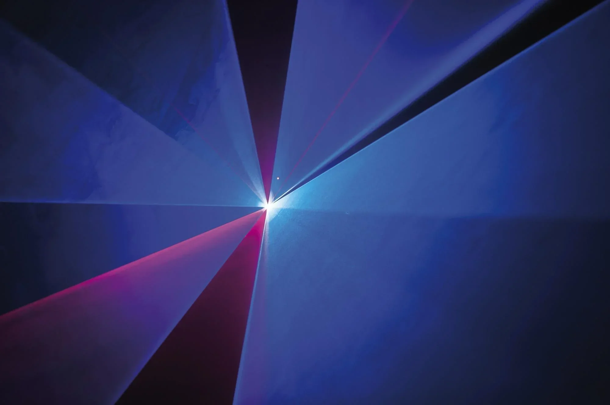 Showtec Galactic FX RGB-1500 1500 mW RGB 3D Laser