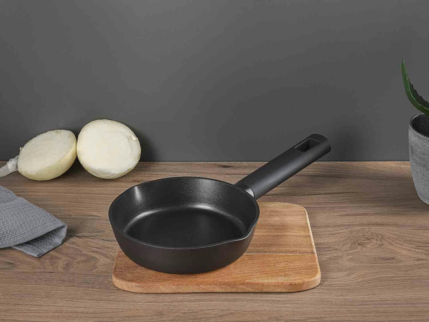 Masterpro ® Sartén de aluminio forjado 16 cm