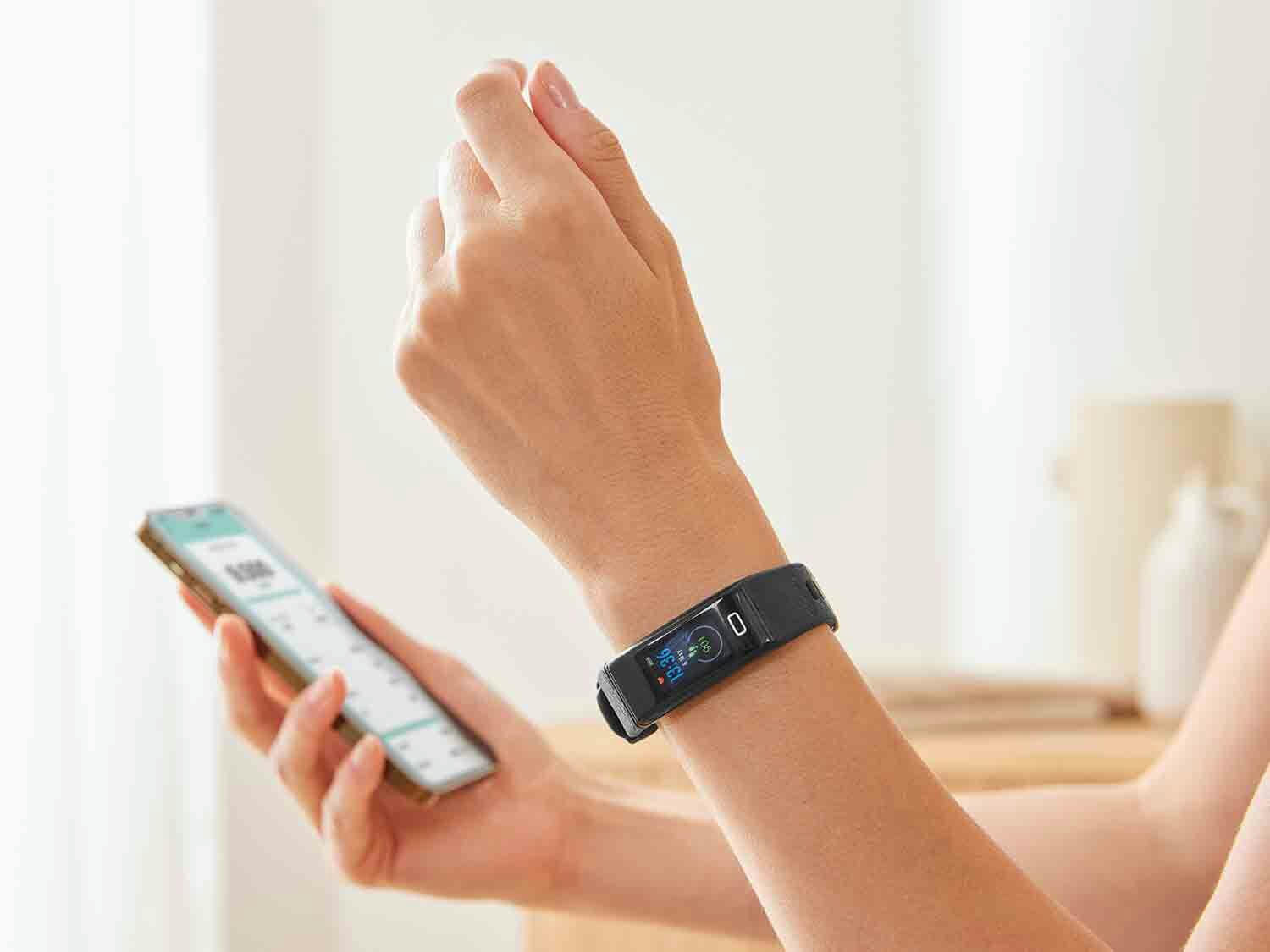 Pulsera de actividad con App Health 4U