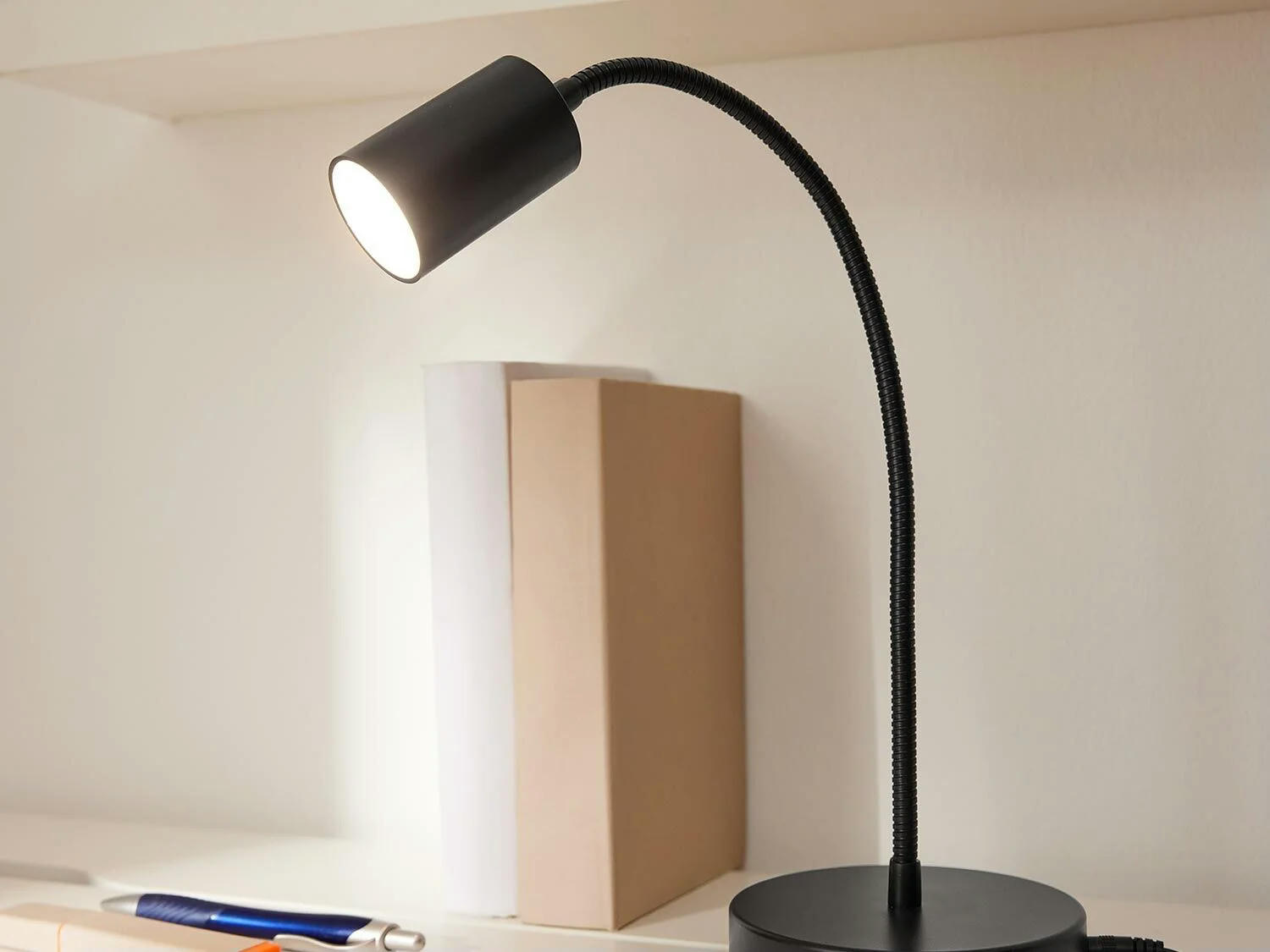 Lámpara LED de sobremesa