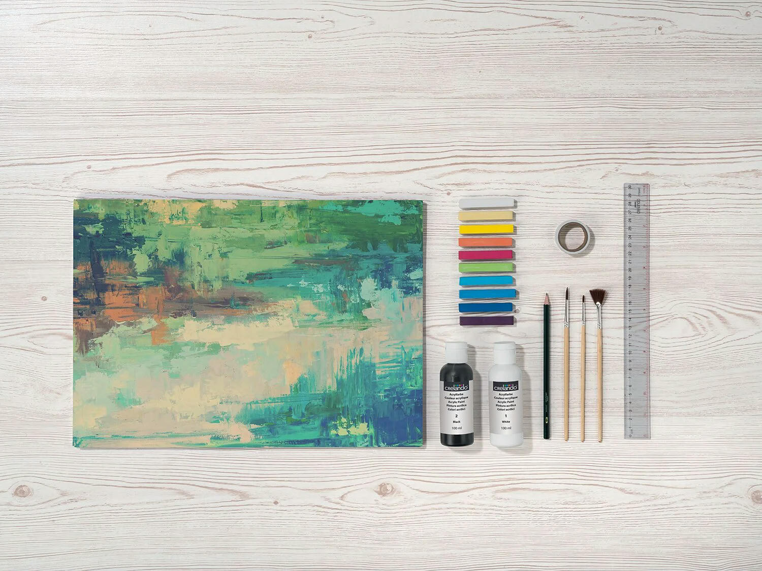 Set de pinturas acrílicas y pastel