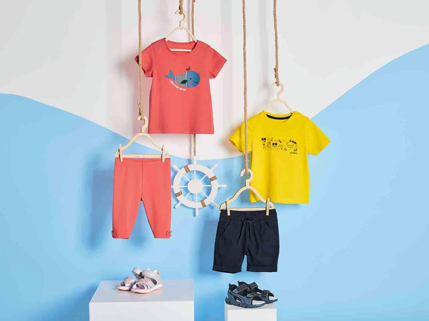 Sandalias plateadas infantiles