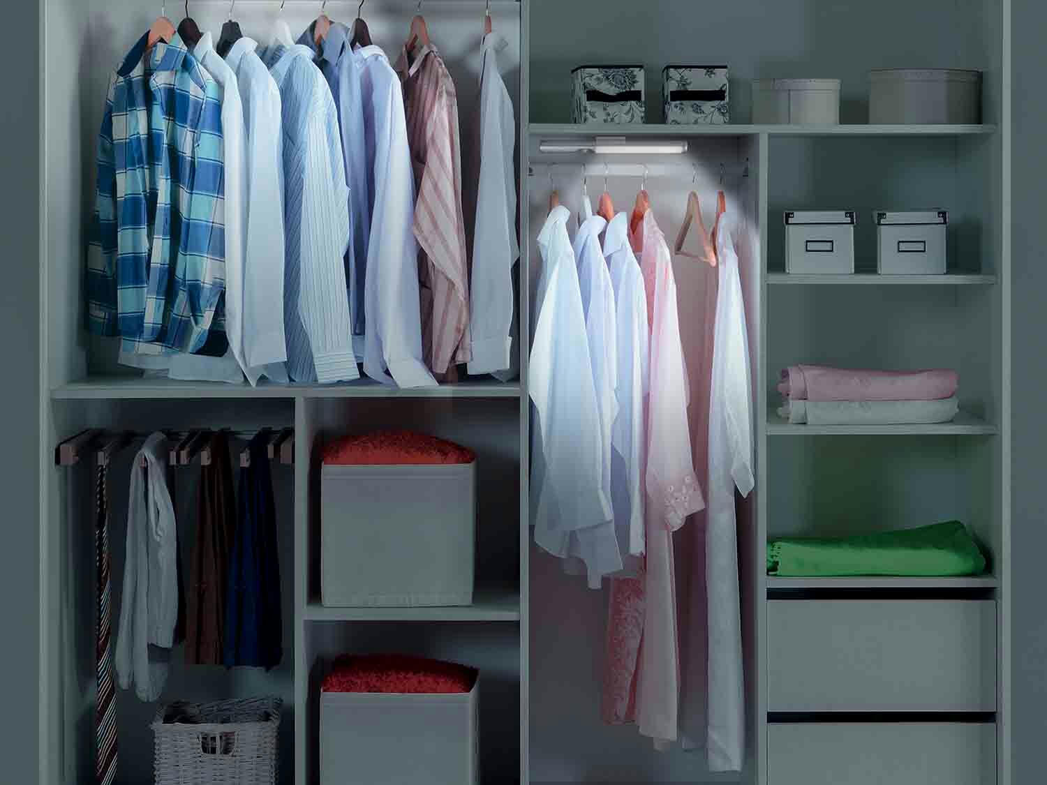 Regleta LED bajo mueble